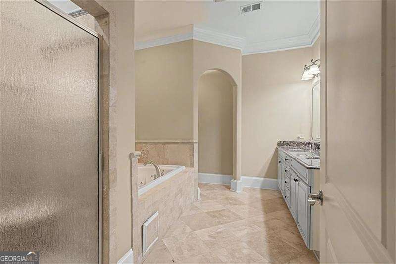 2327 Sandy Oaks Drive Property Photo 34