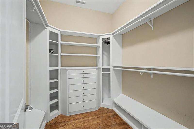 2327 Sandy Oaks Drive Property Photo 39