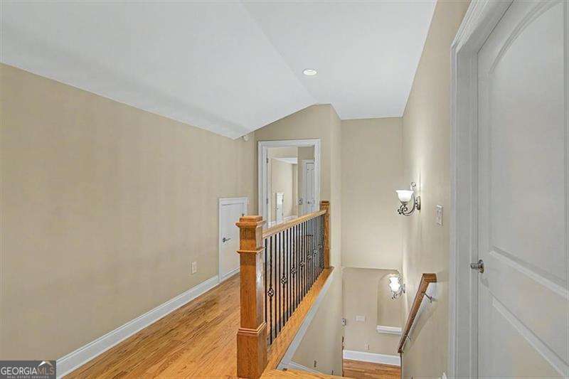 2327 Sandy Oaks Drive Property Photo 46
