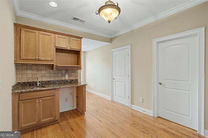2327 Sandy Oaks Drive Property Photo 50