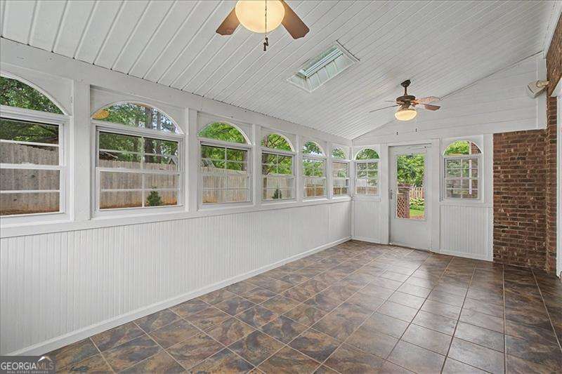 2327 Sandy Oaks Drive Property Photo 53