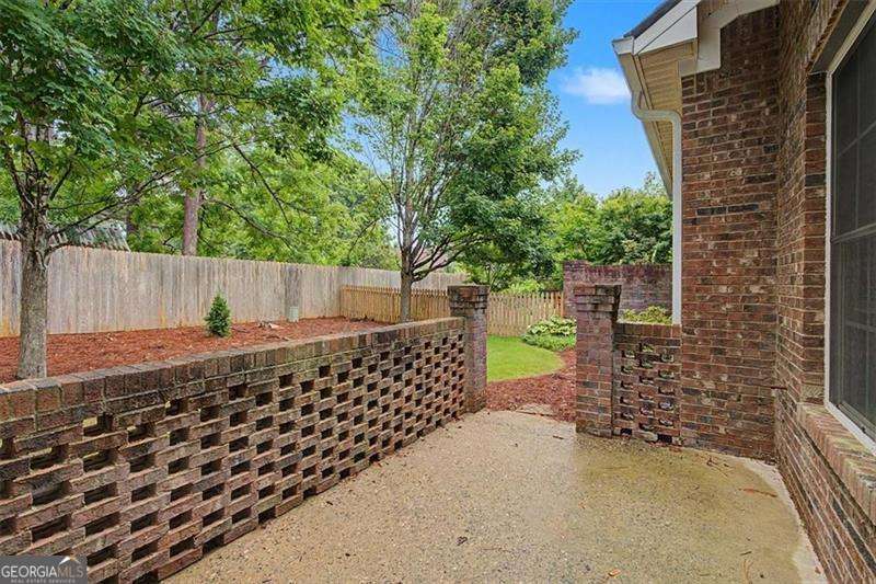 2327 Sandy Oaks Drive Property Photo 54