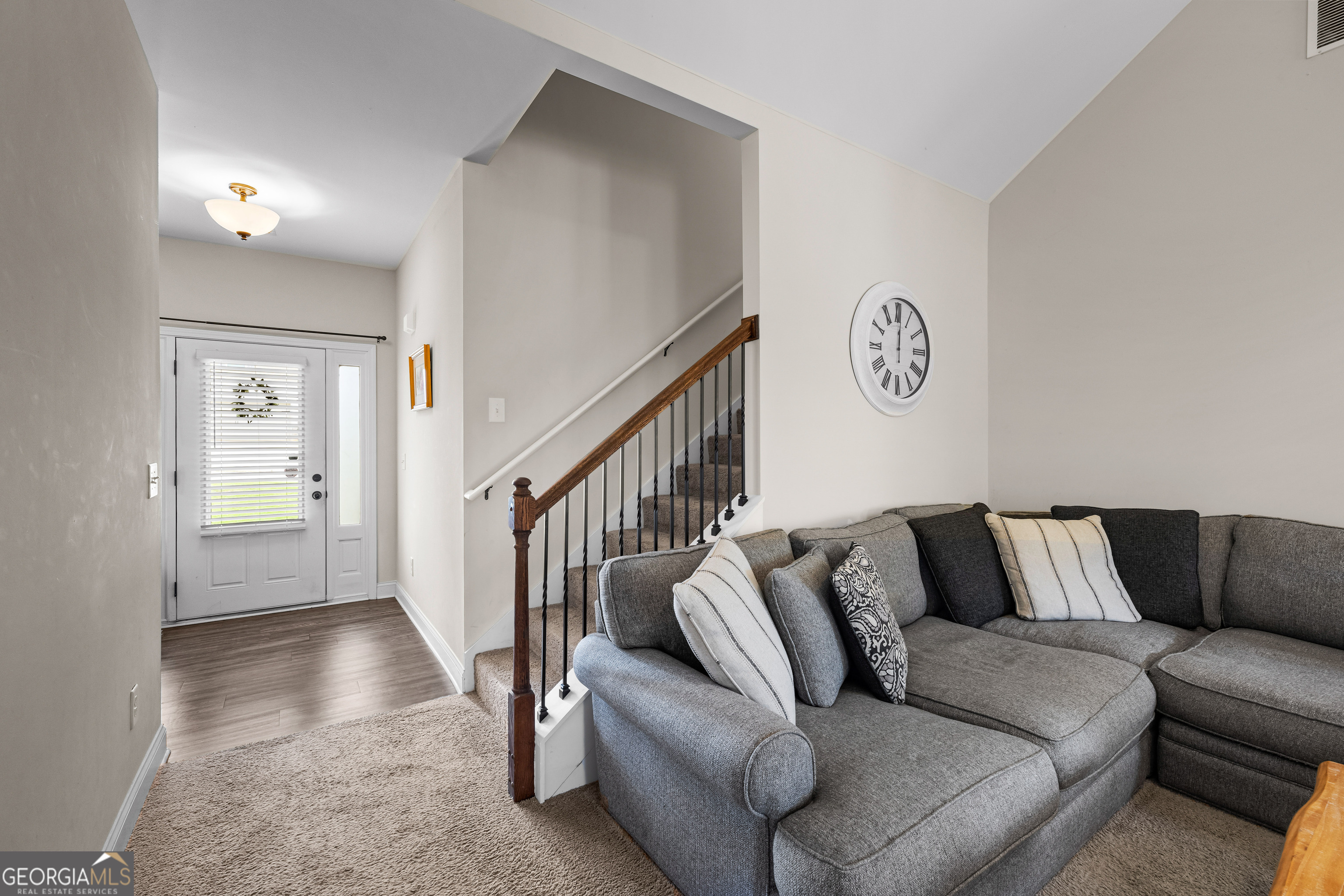 1204 Hembree Way Property Photo 8
