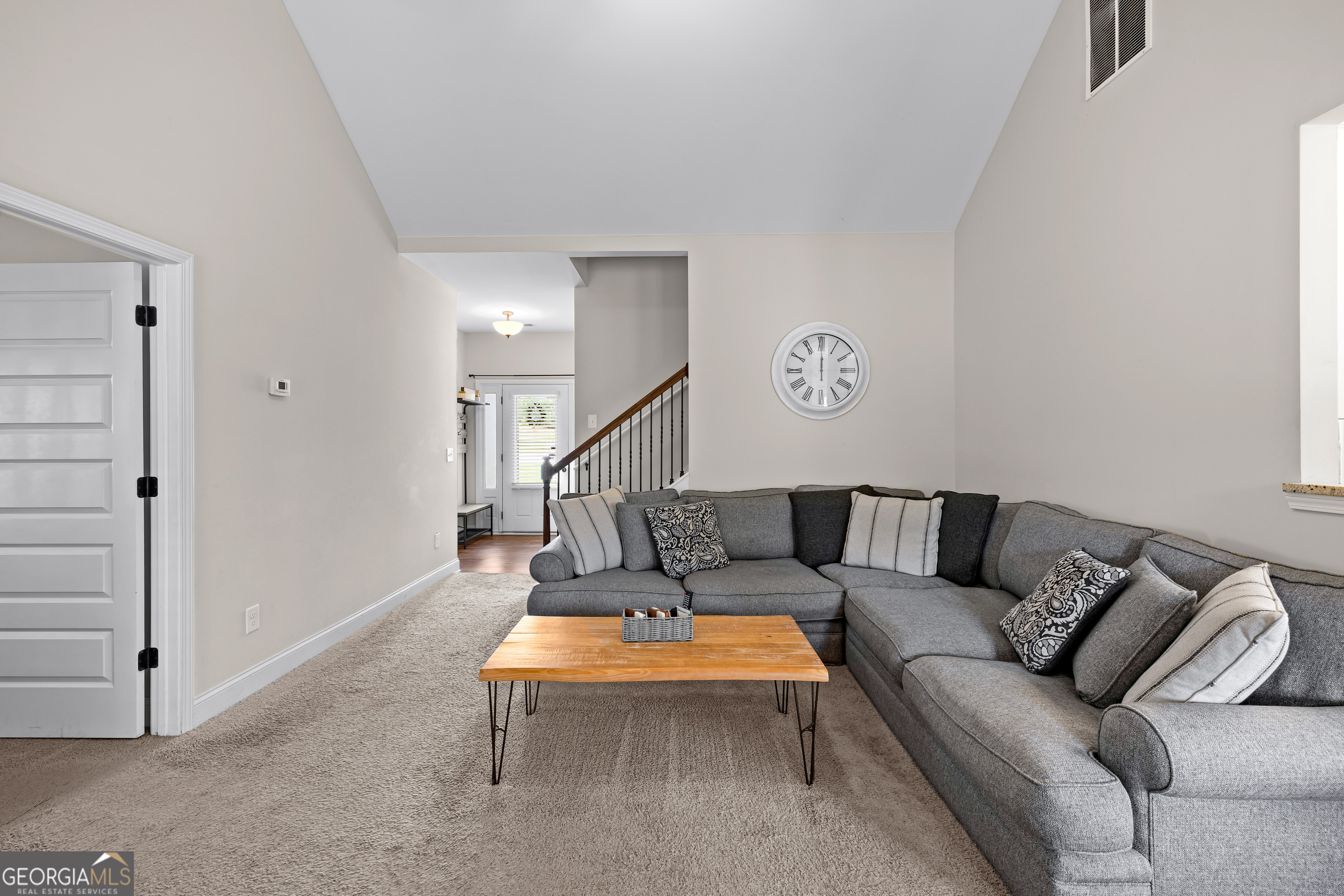 1204 Hembree Way Property Photo 11