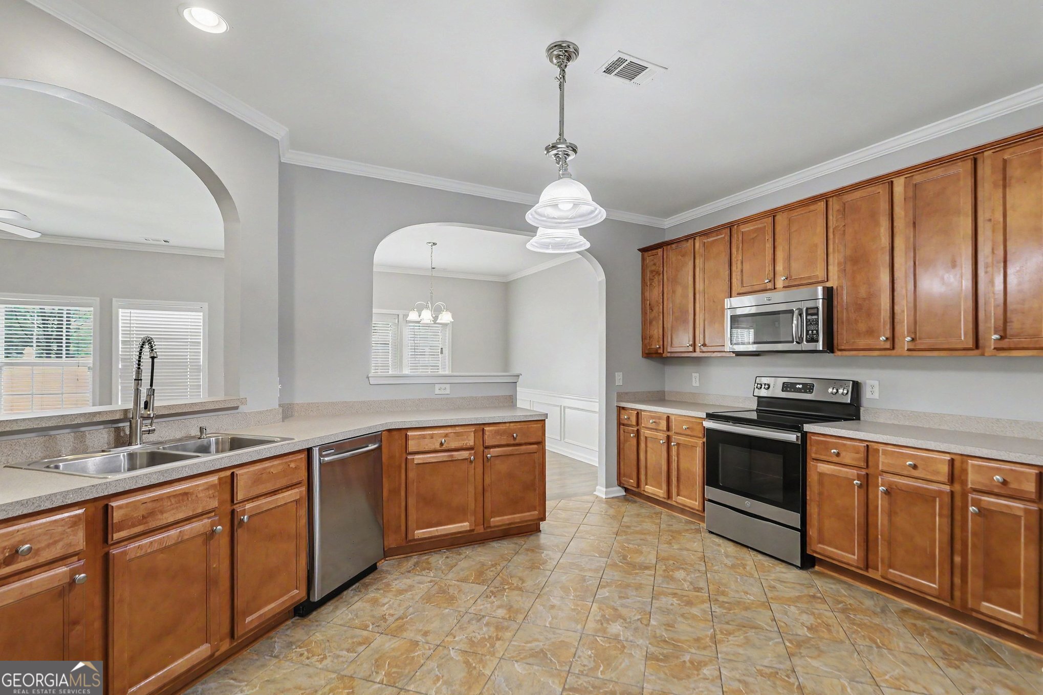 211 Meadow Run Property Photo 10