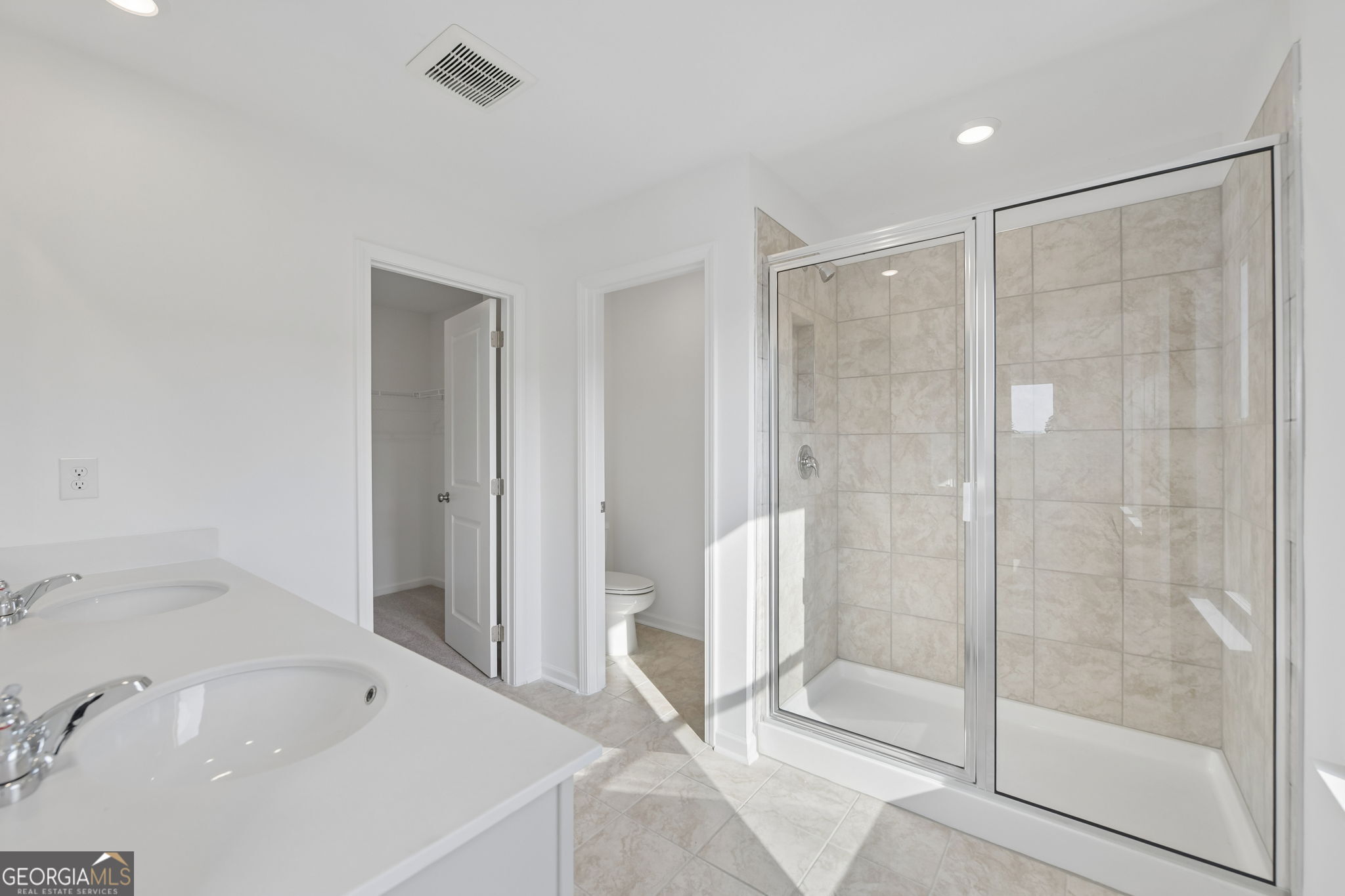 96 Epperly Way Property Photo 4