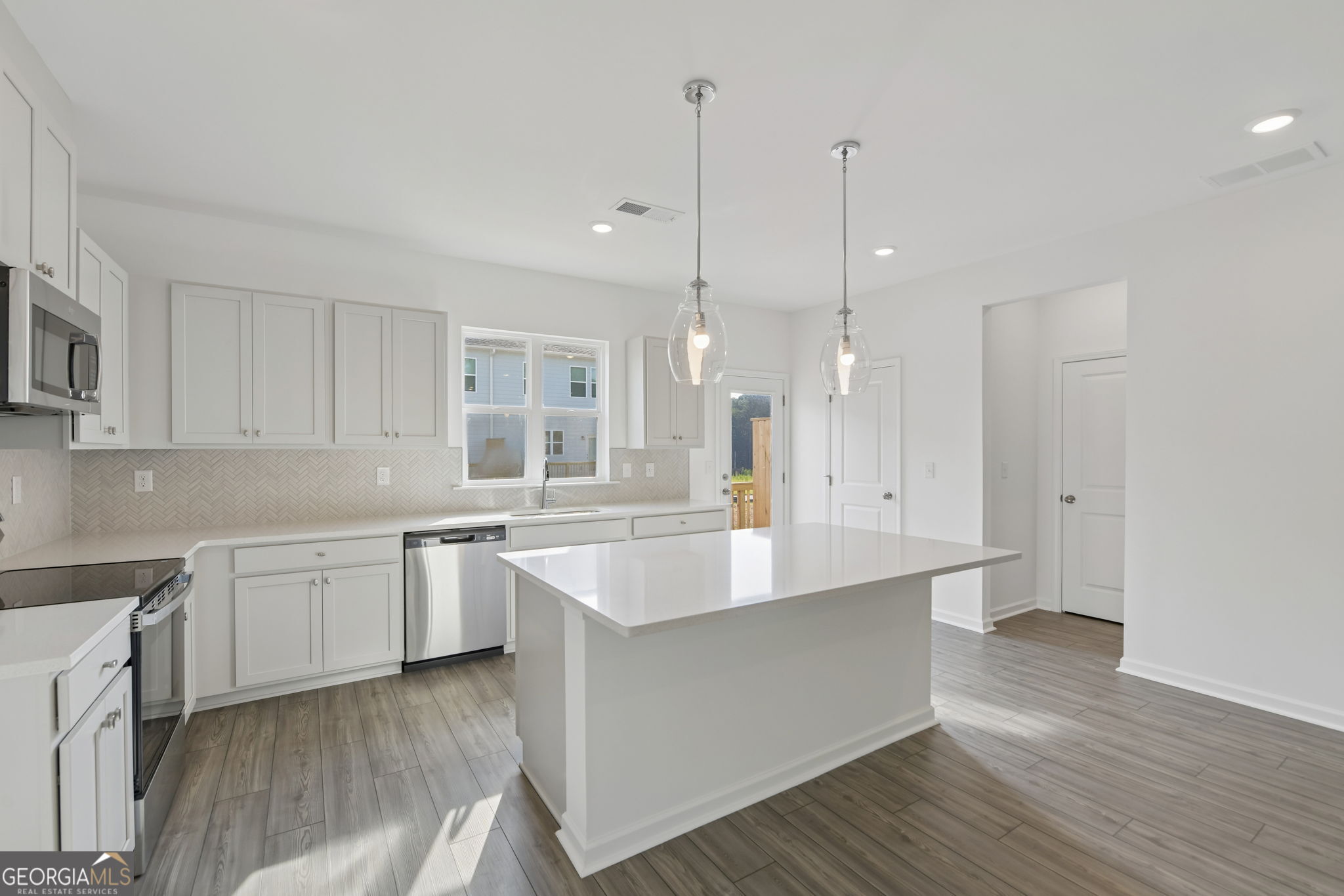 96 Epperly Way Property Photo 13