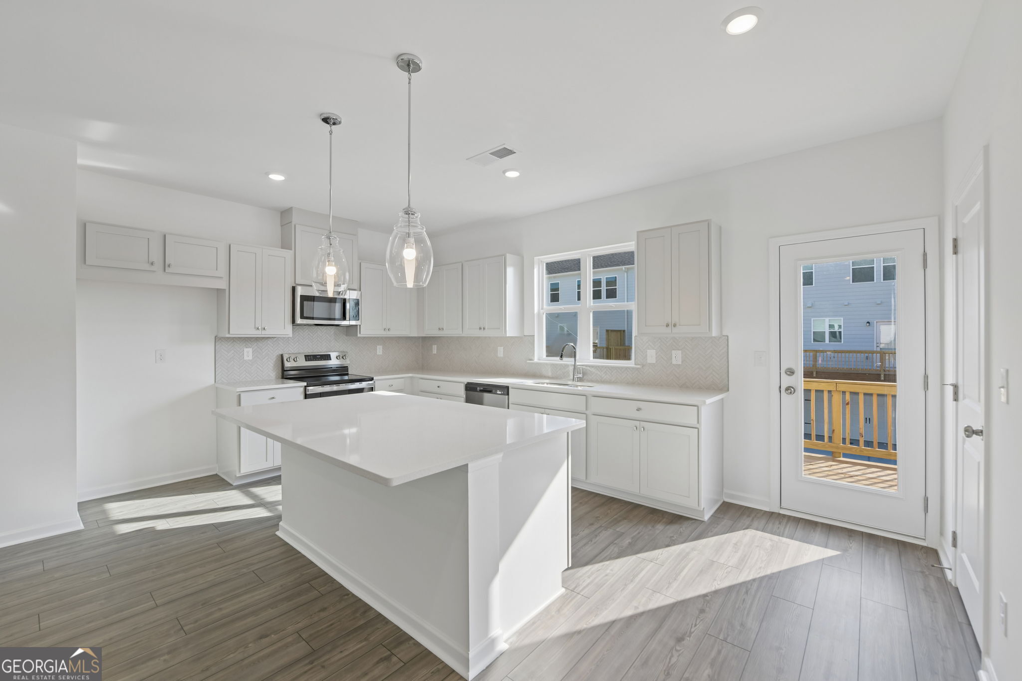 96 Epperly Way Property Photo 14
