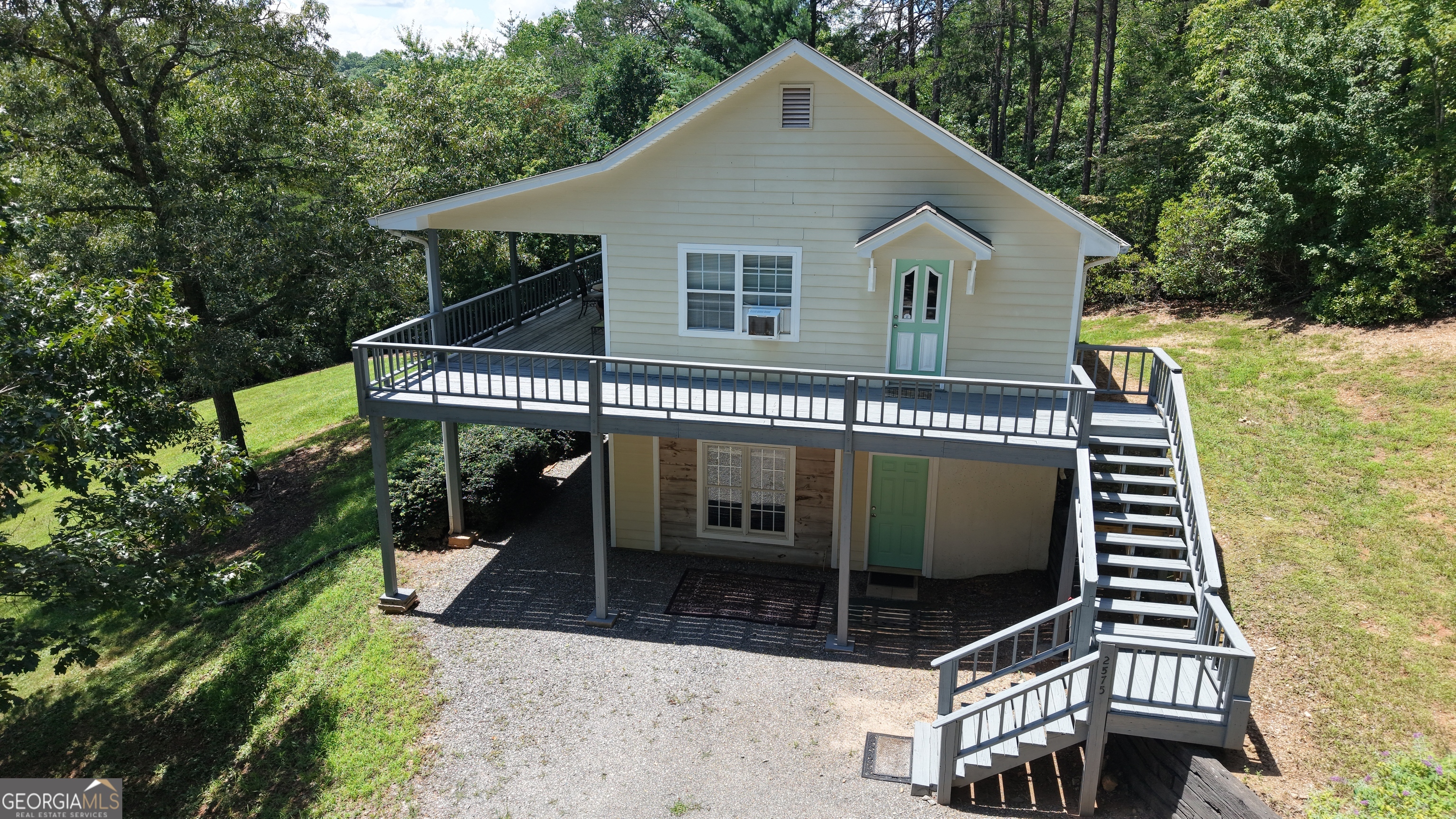 2575 Highway 66 Property Photo 7