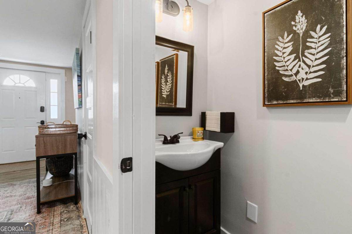 41 North Avenue Property Photo 12