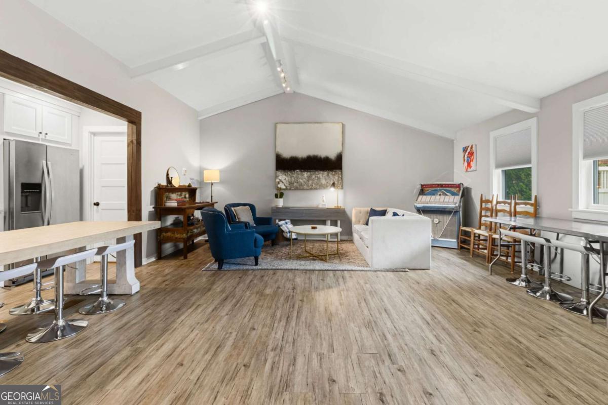 41 North Avenue Property Photo 17