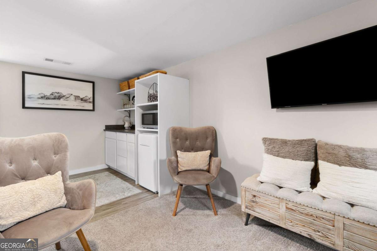 41 North Avenue Property Photo 32