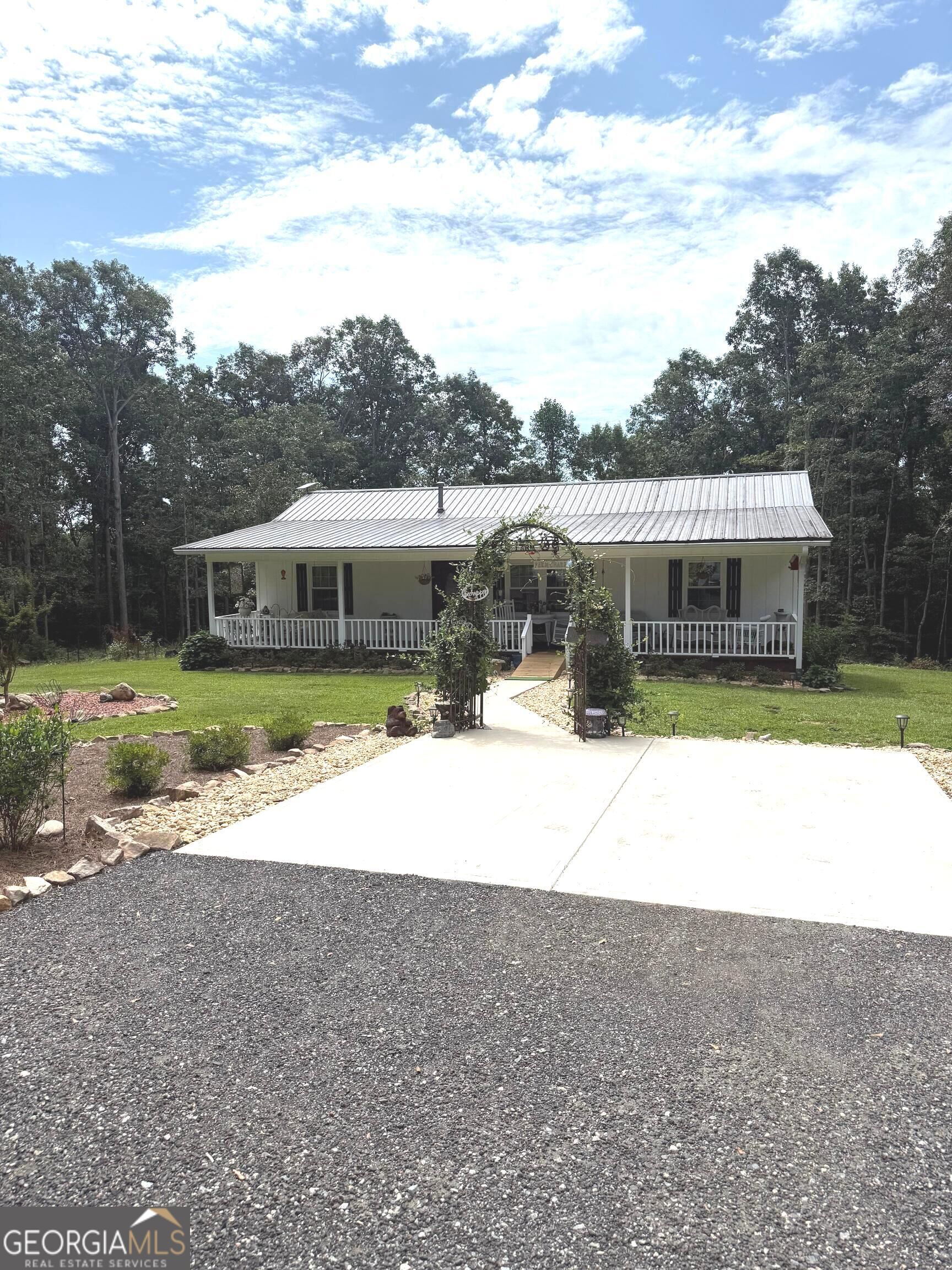 2014 Athens Road Property Photo 1