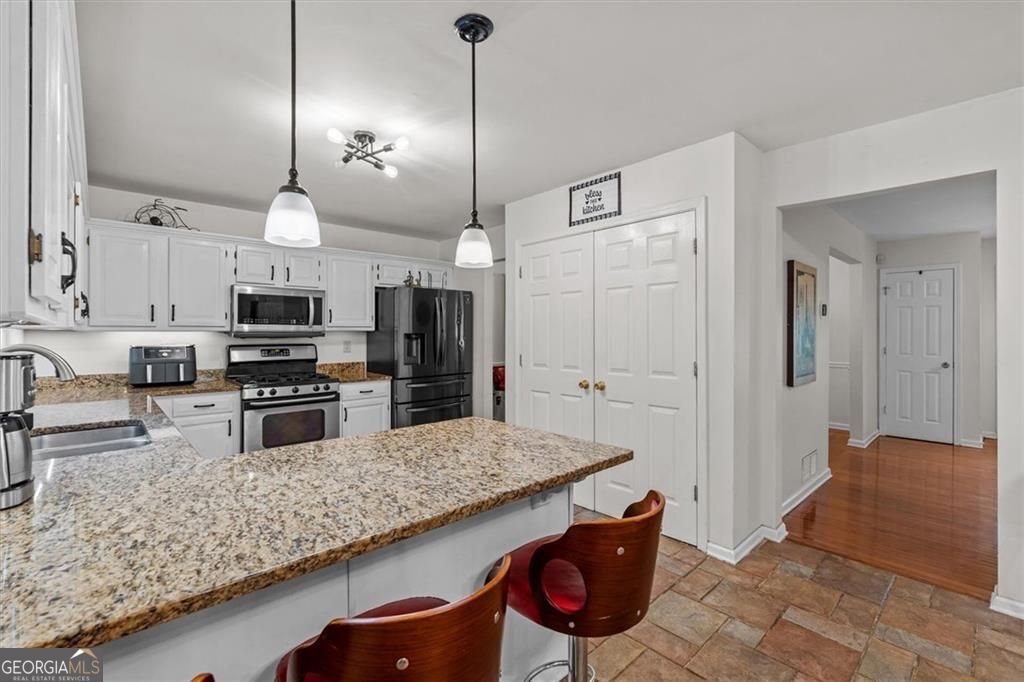 327 Swan Drive Property Photo 17