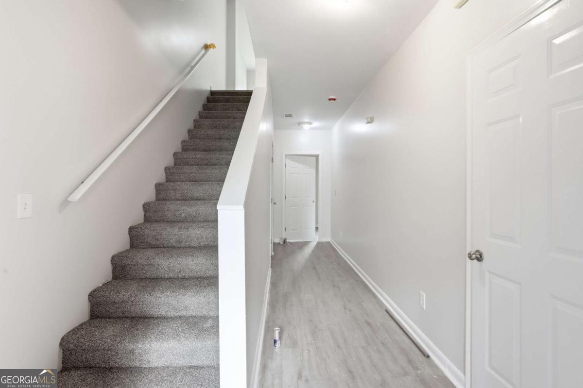 4291 Notting Hill Drive Sw Property Photo 9