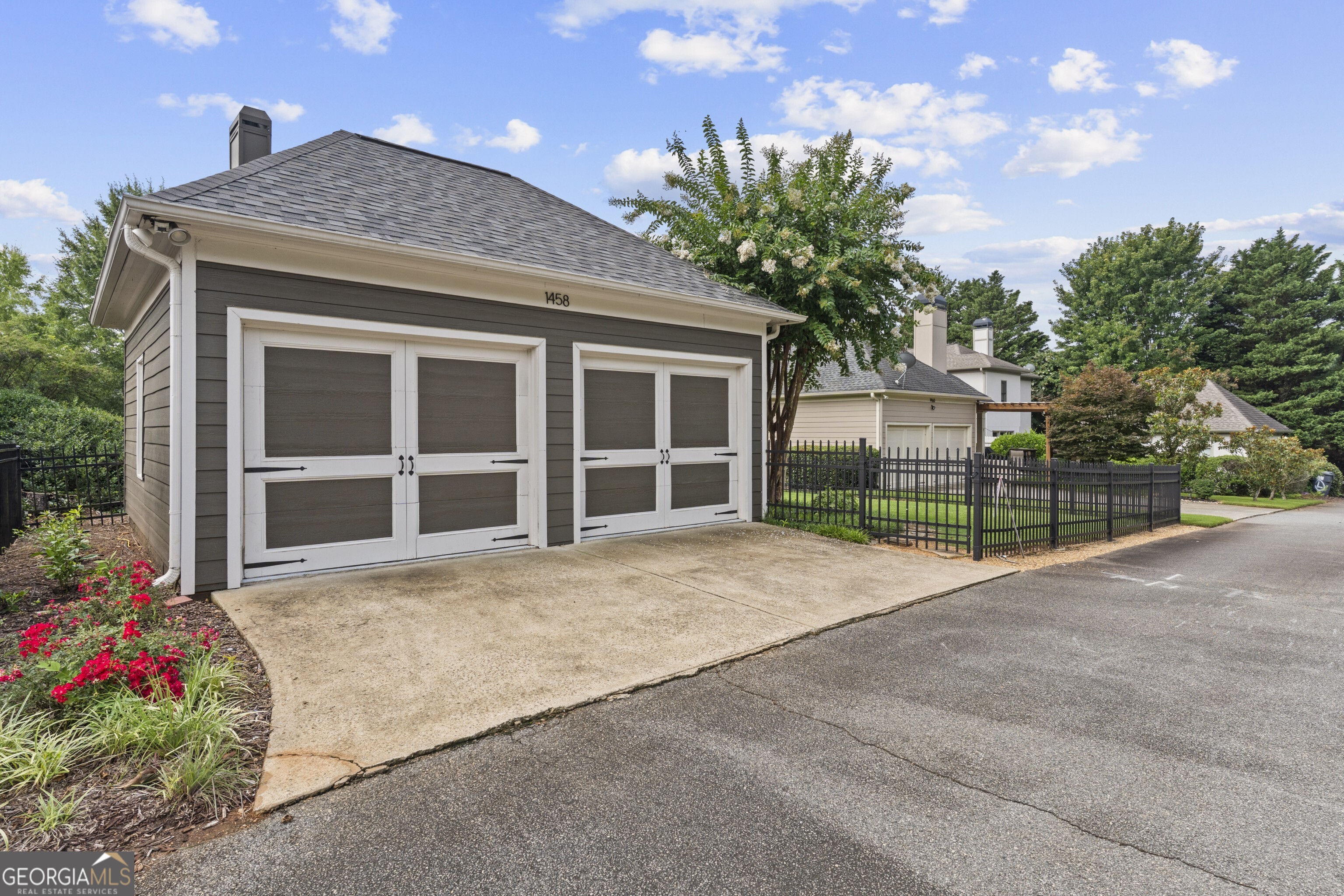 1458 Hedgewood Lane Nw Property Photo 35