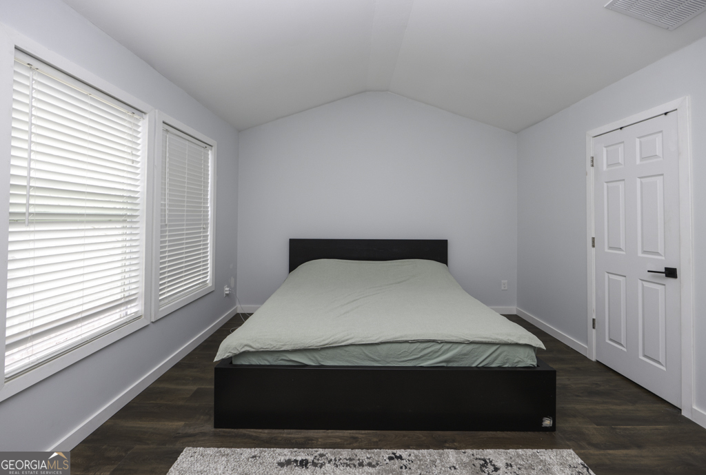 1201 Red Bud Lane Property Photo 17