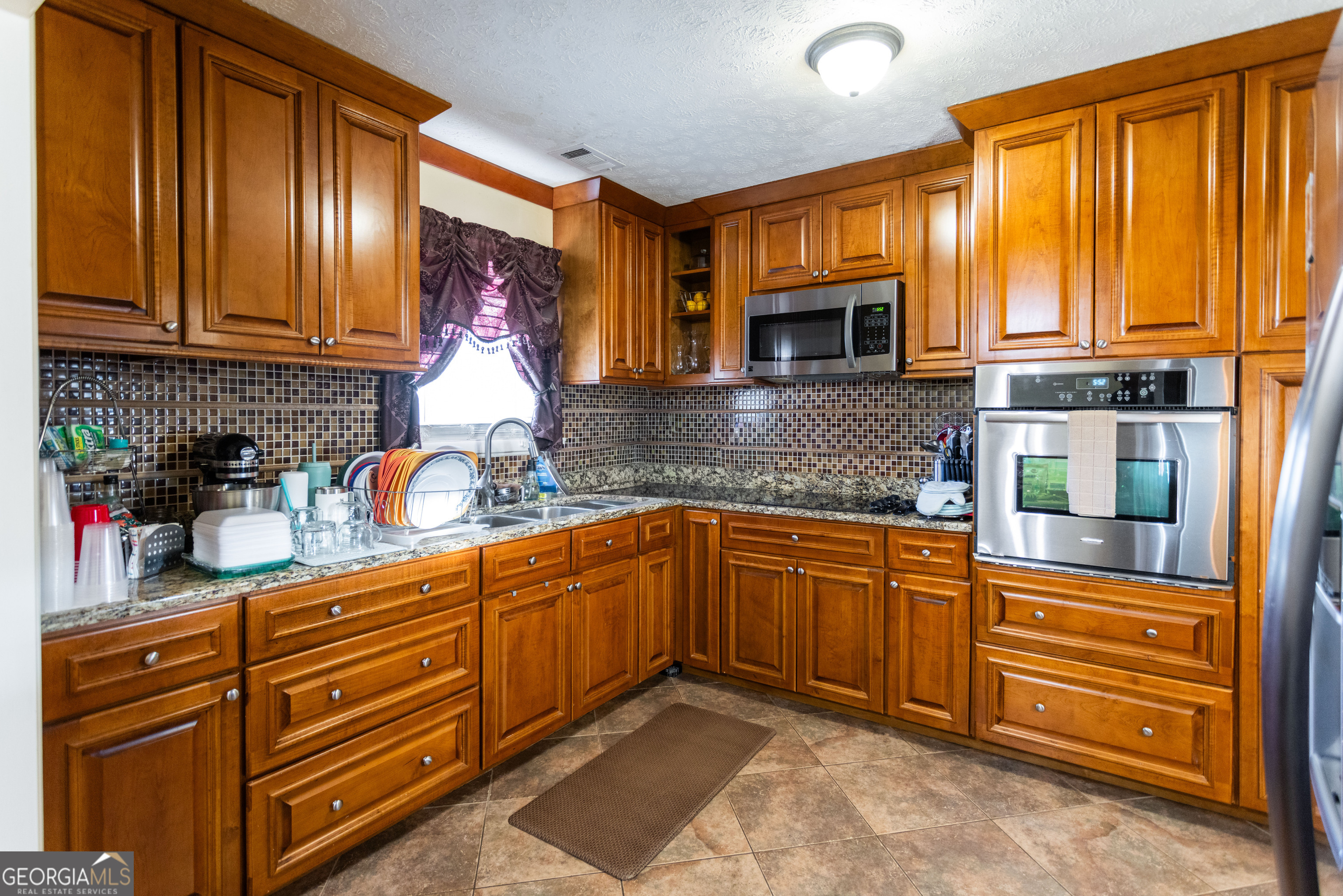 338 Boxwood Street Property Photo 9
