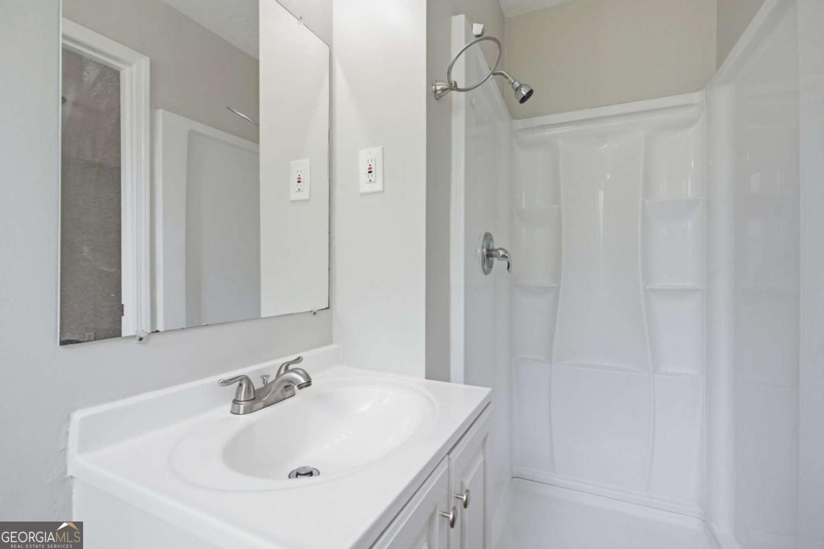8007 Sonja Drive Property Photo 24