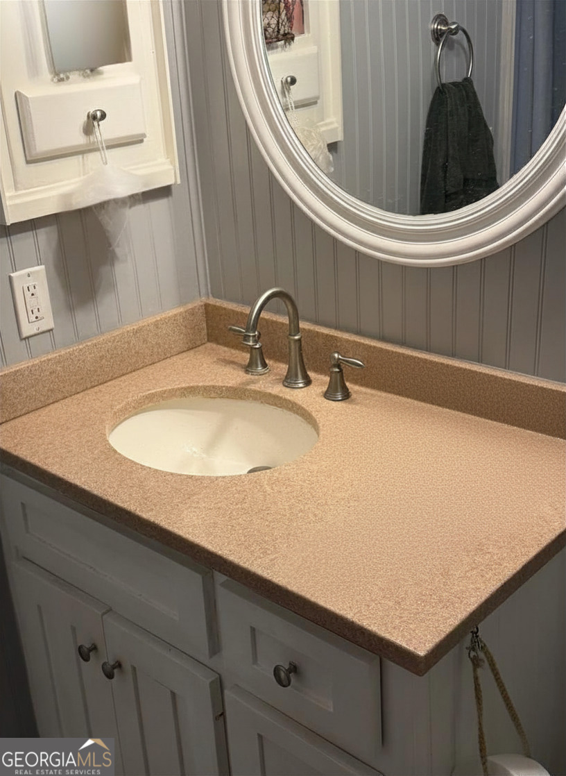 1802 Springdale Road Property Photo 9