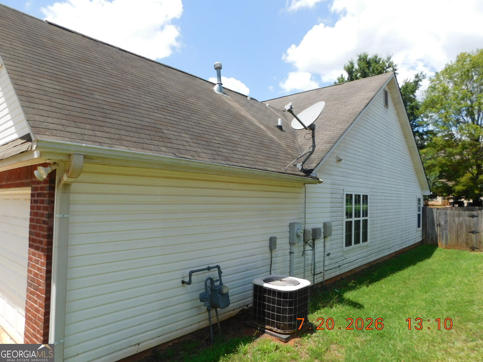5430 Yellow Pine Drive Property Photo 6
