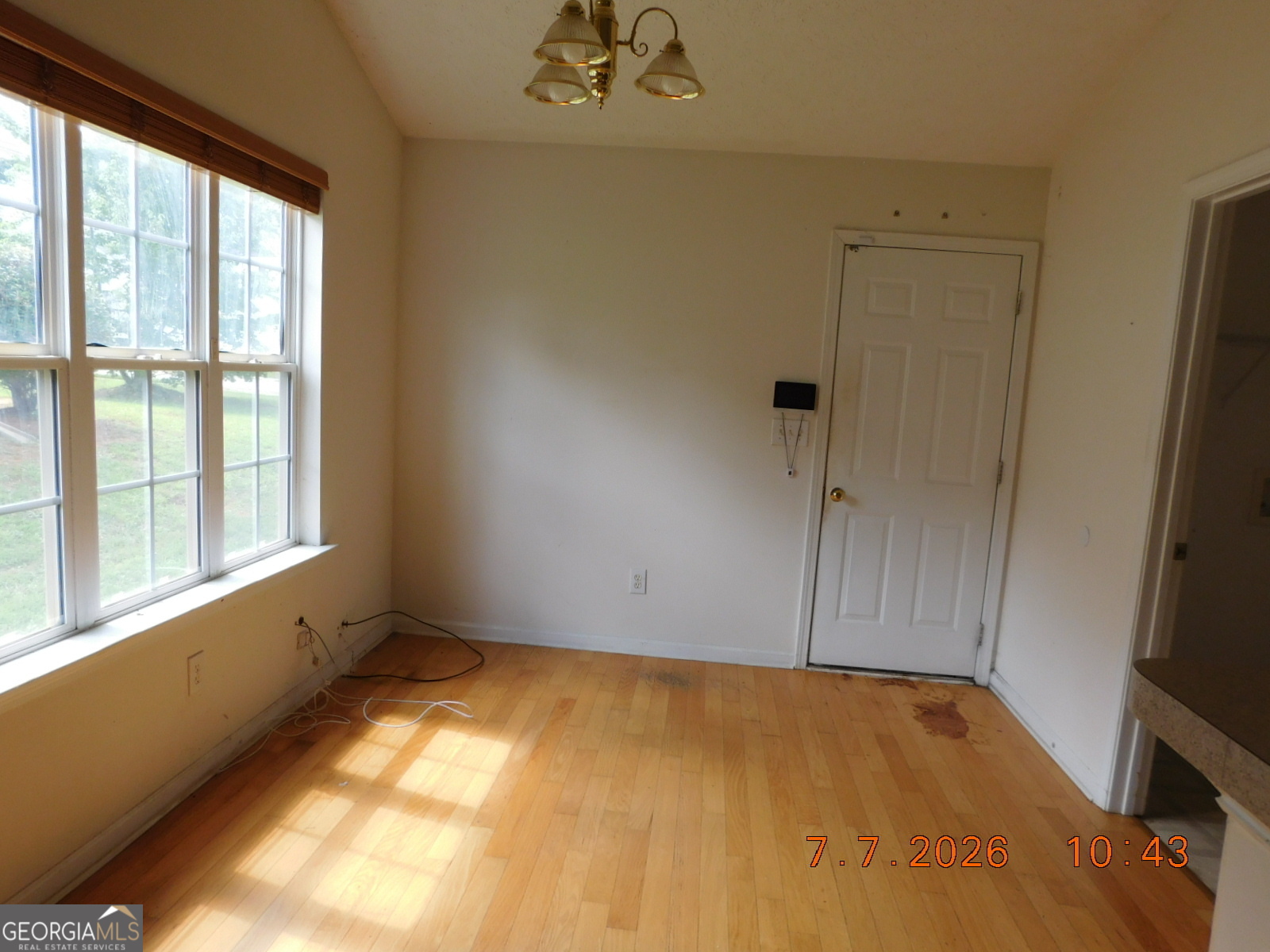 5430 Yellow Pine Drive Property Photo 9