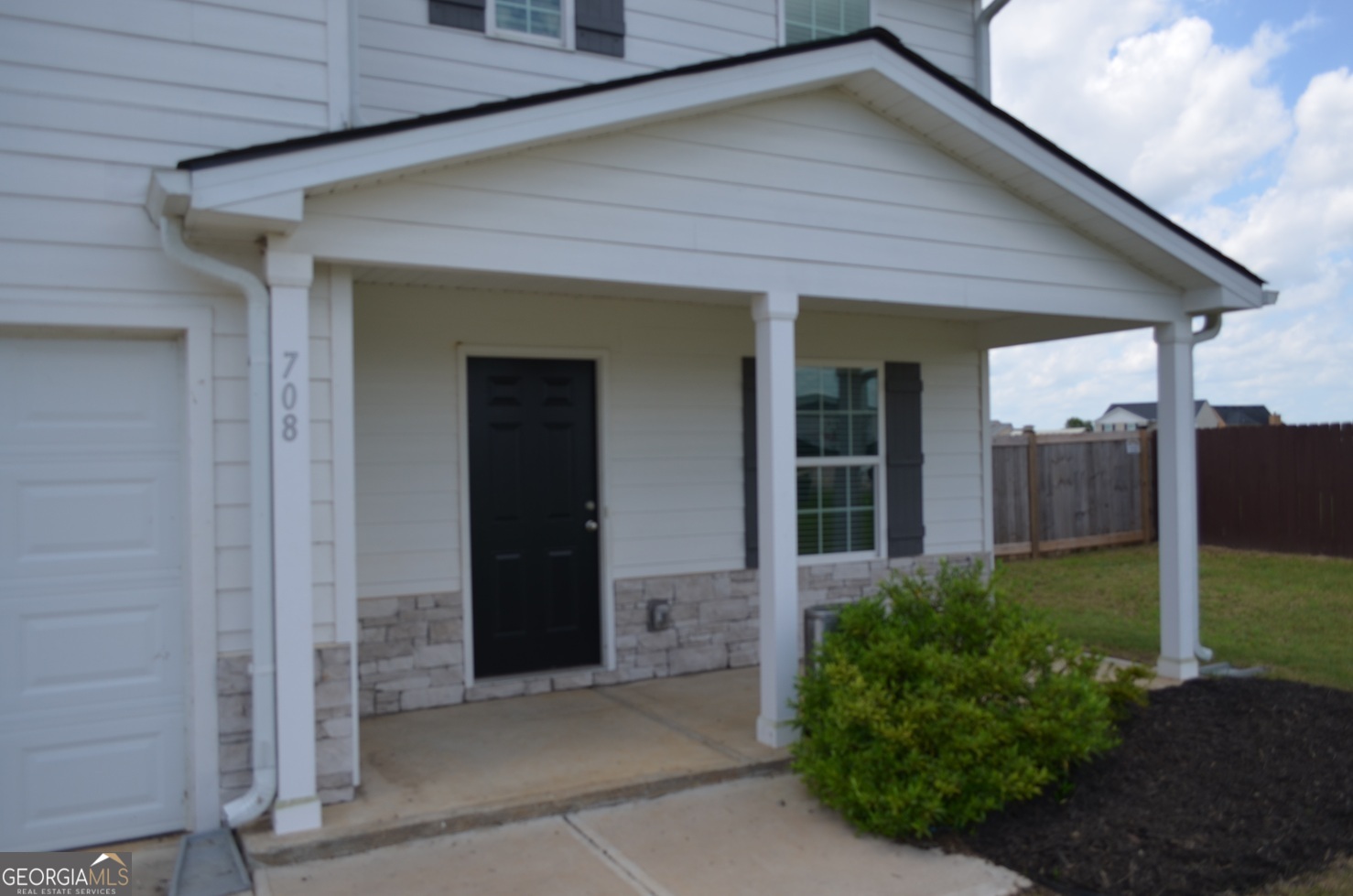708 Coopers Lnd Property Photo 2