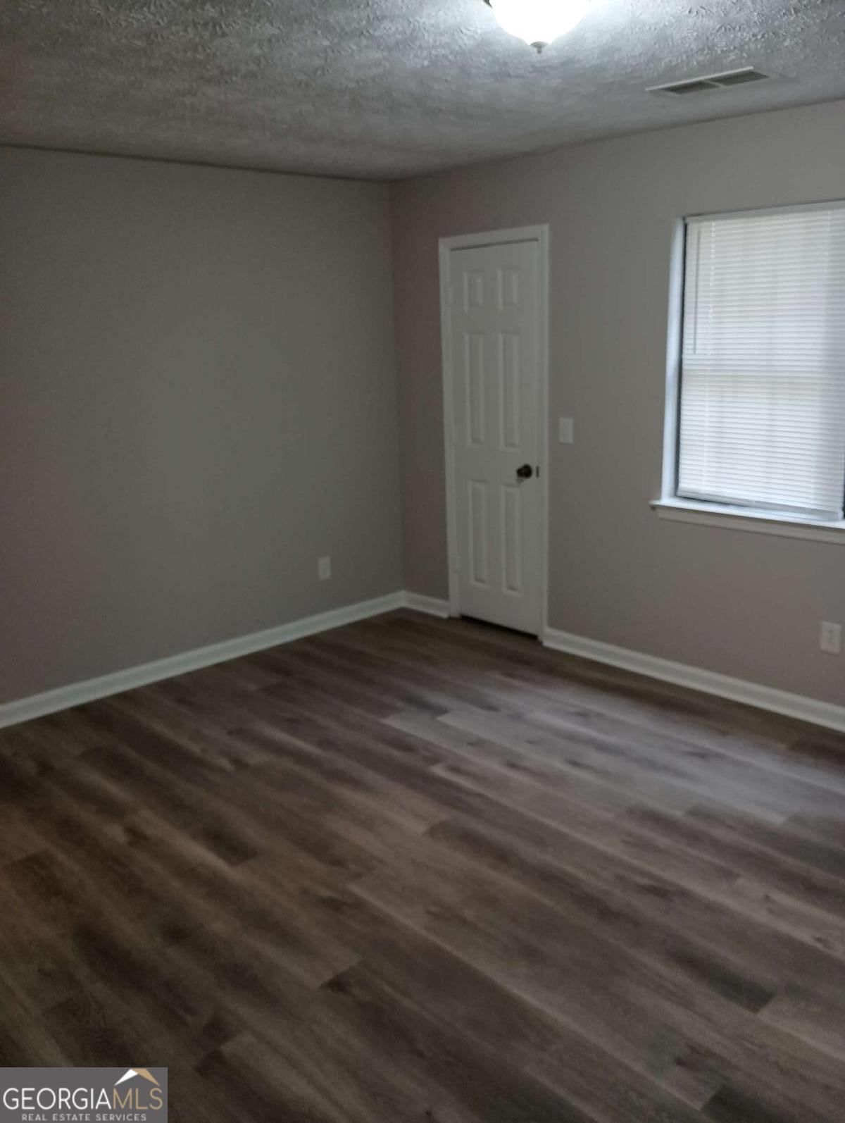 8278 Mountain Pass Property Photo 4