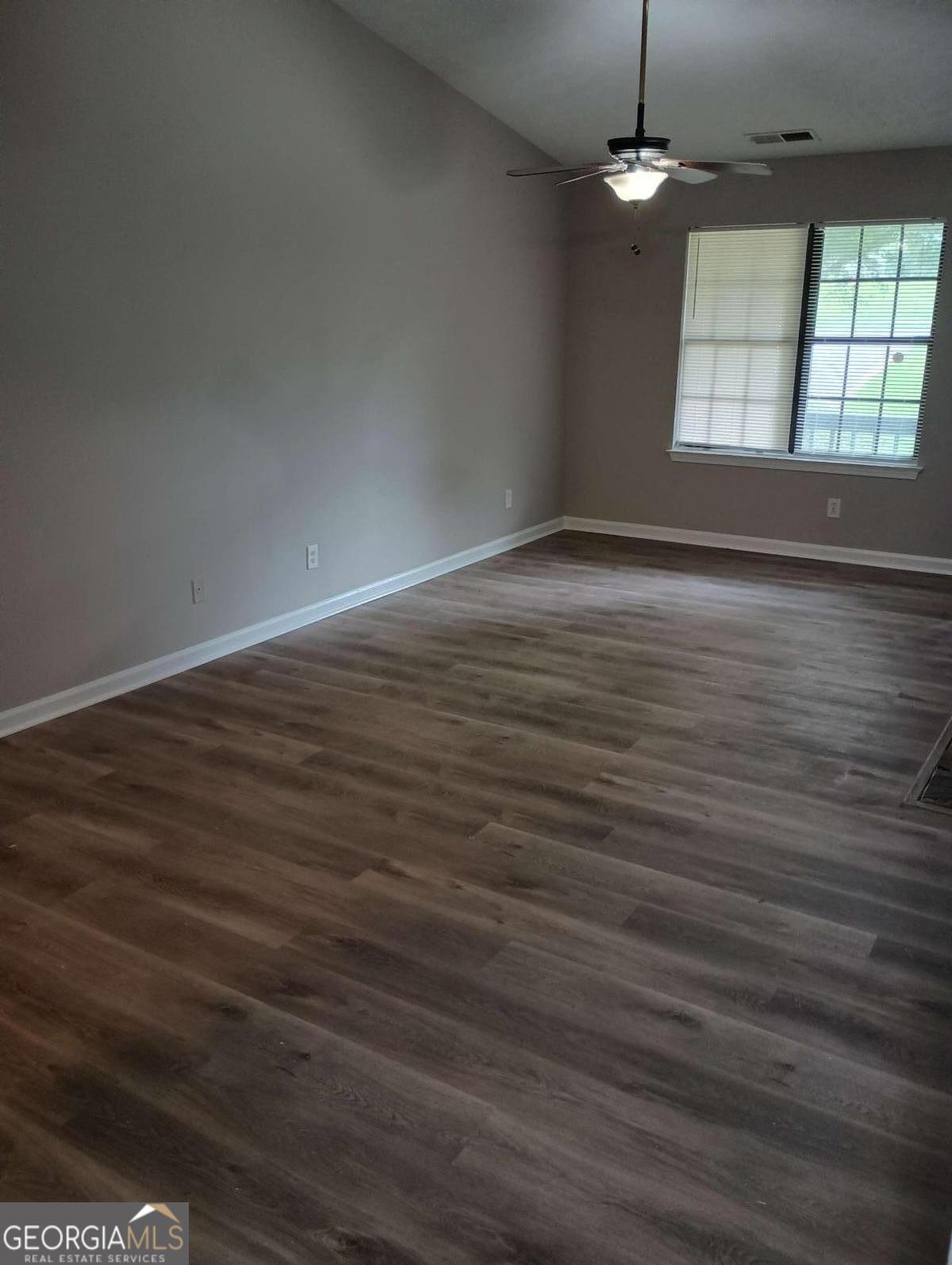 8278 Mountain Pass Property Photo 5