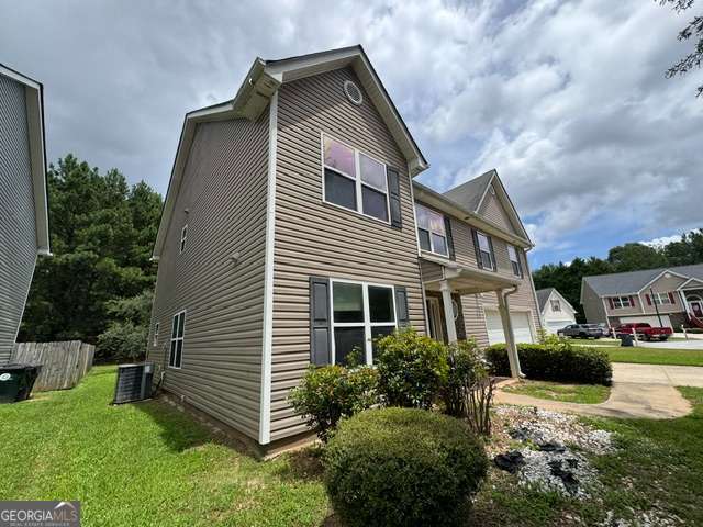 3159 Meadow Point Drive Property Photo 3
