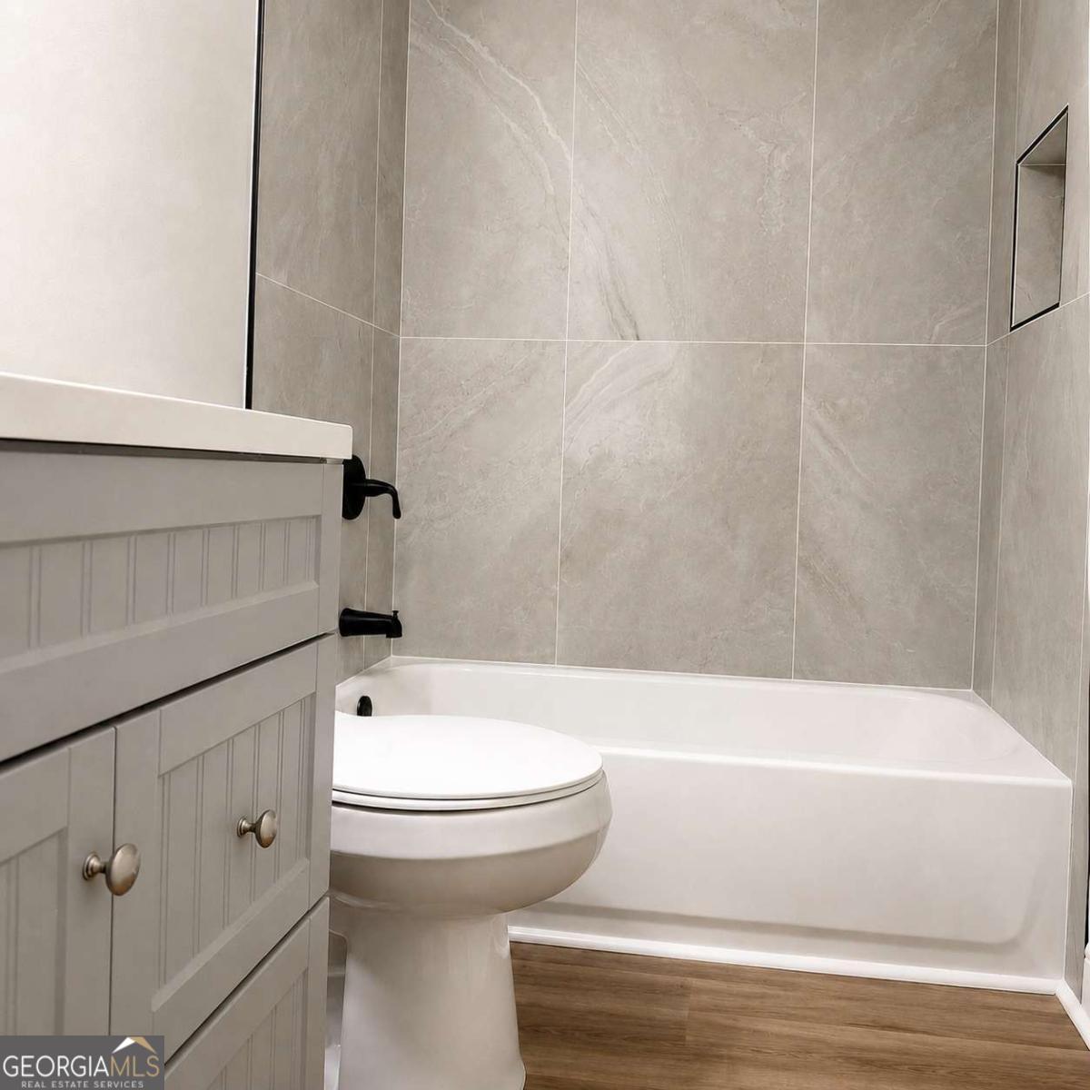 30 Oaklake Drive Property Photo 14