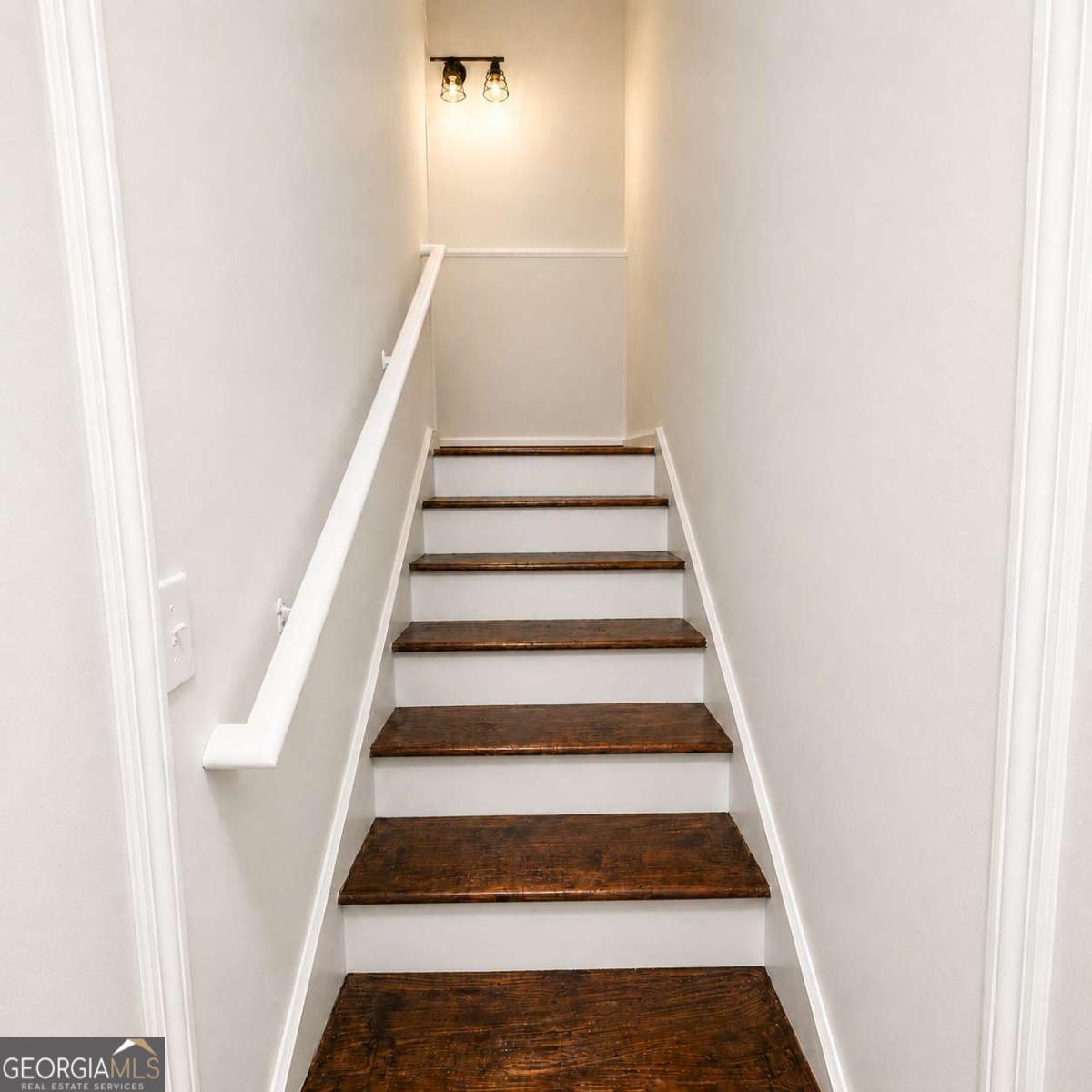 30 Oaklake Drive Property Photo 16