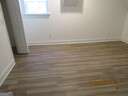 512 Juniper Way Property Photo 9