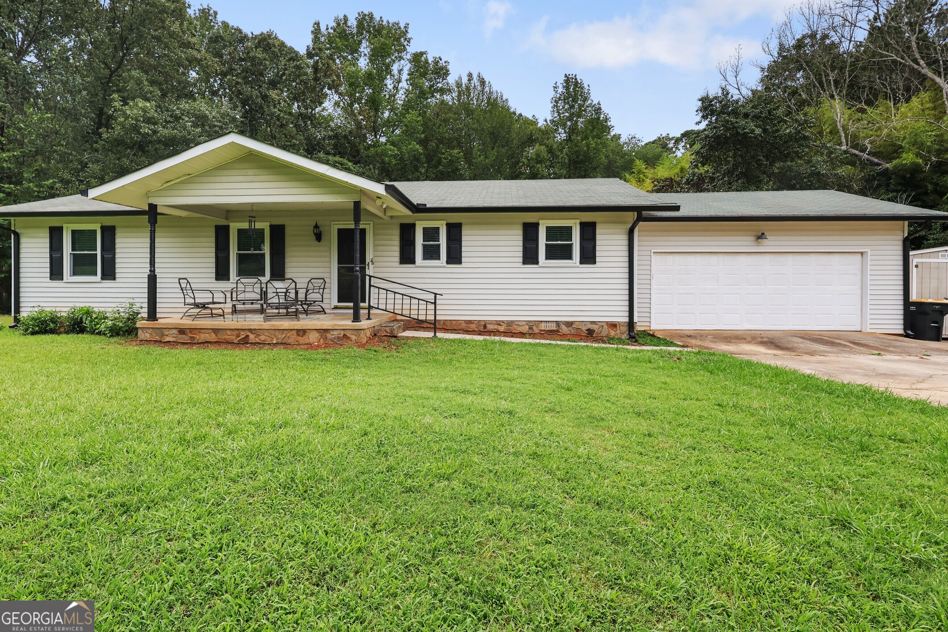 110 Drennan Drive Property Photo 1