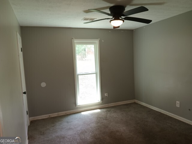 1015 Salisbury Trail Property Photo 6