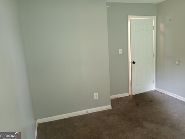 1015 Salisbury Trail Property Photo 7