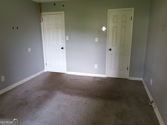 1015 Salisbury Trail Property Photo 9