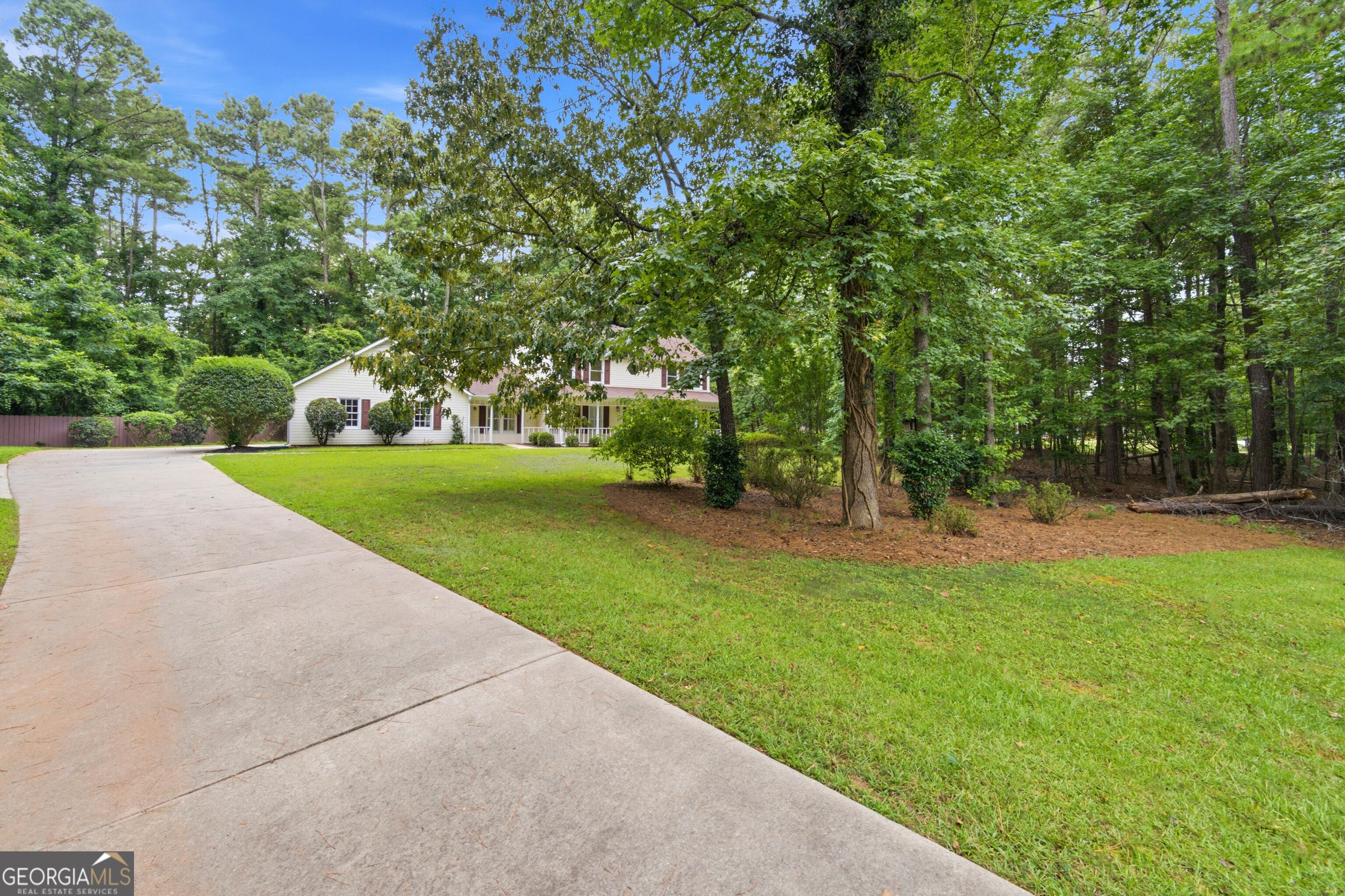 175 Old Mill Point Property Photo 2