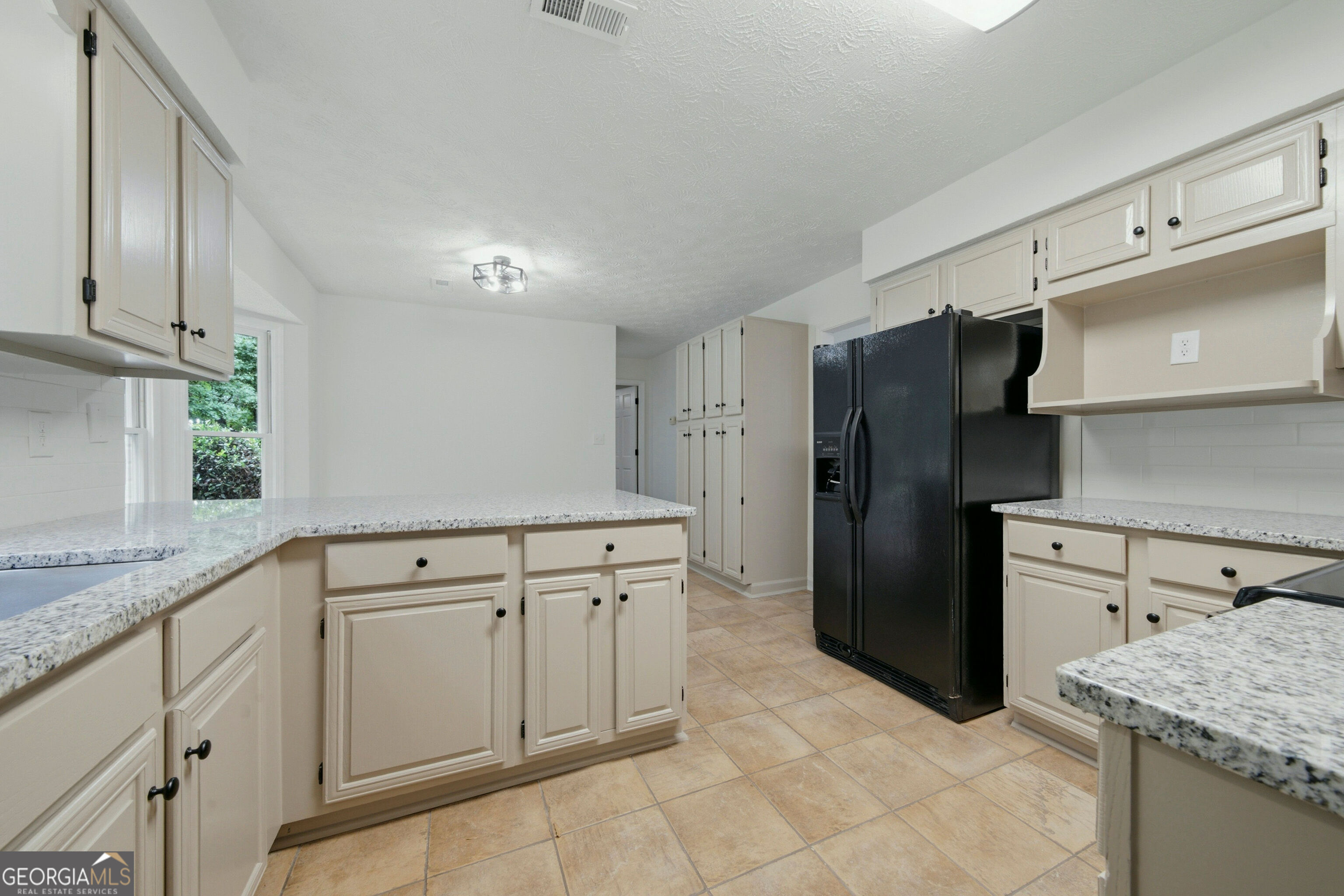 175 Old Mill Point Property Photo 13
