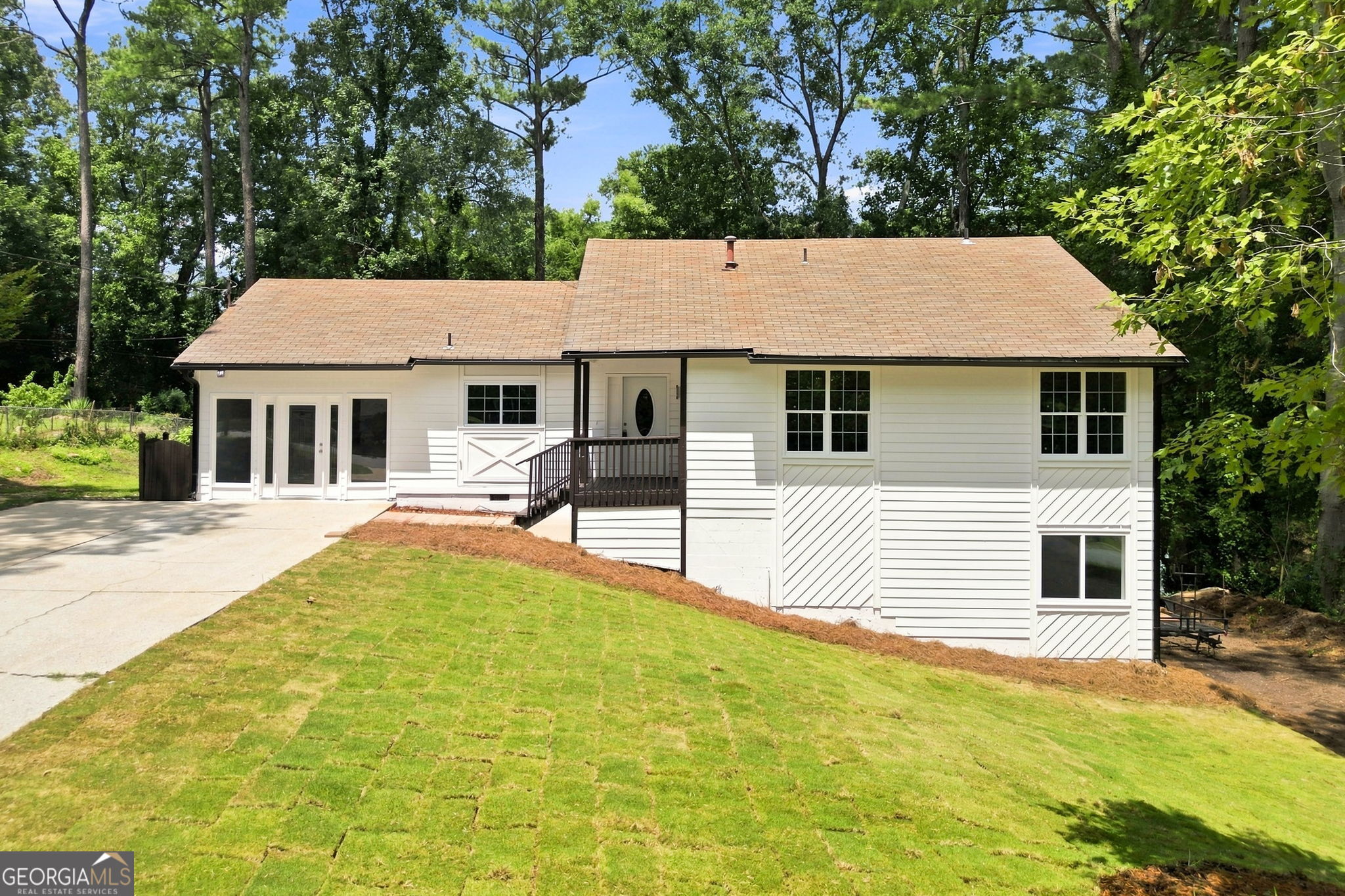1445 Diplomat Drive Property Photo 3