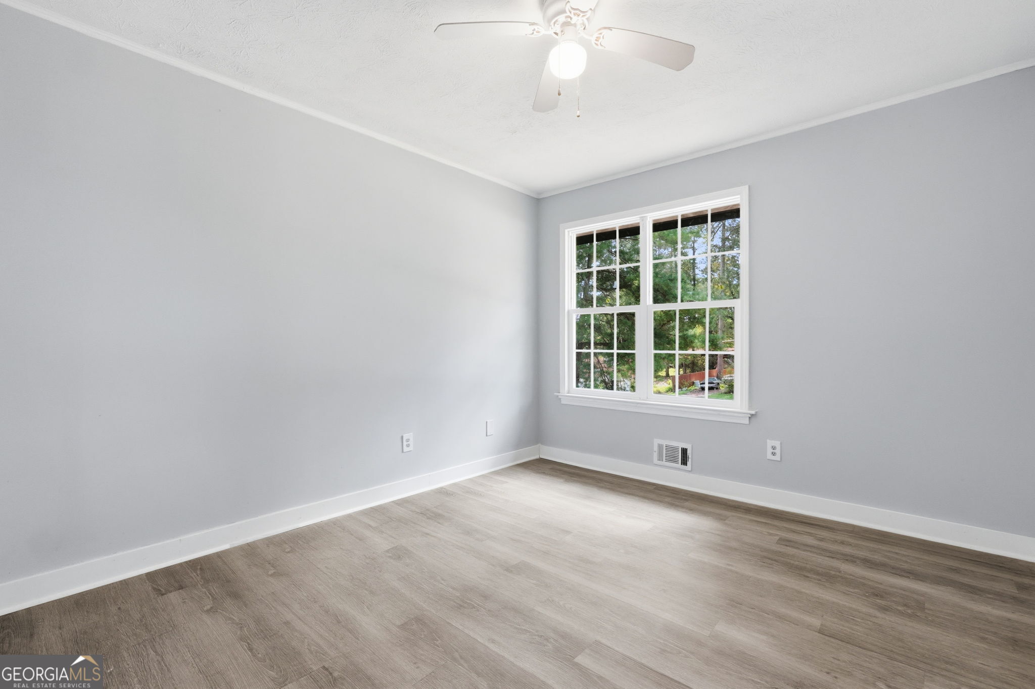 1445 Diplomat Drive Property Photo 19