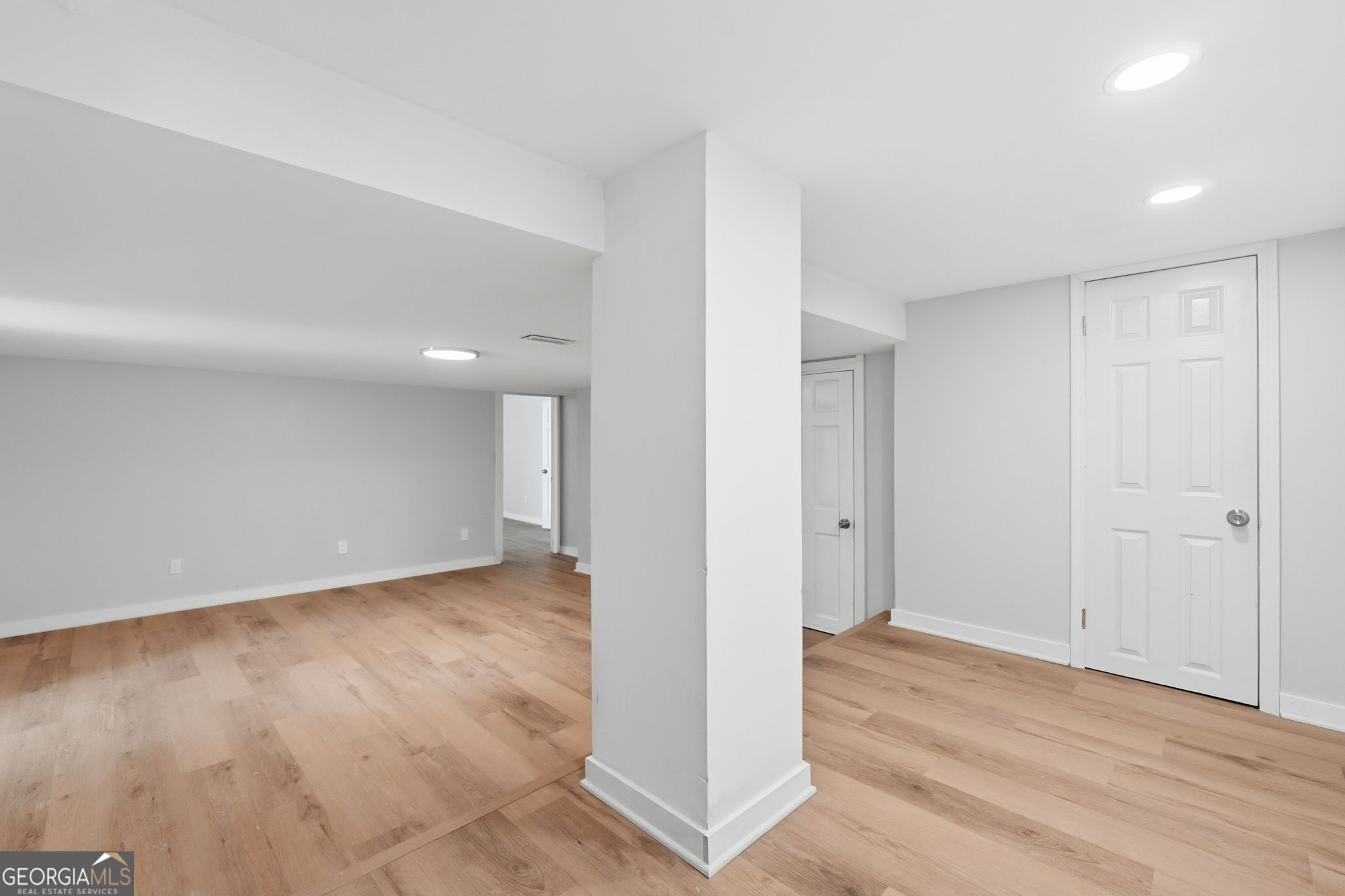 1445 Diplomat Drive Property Photo 38