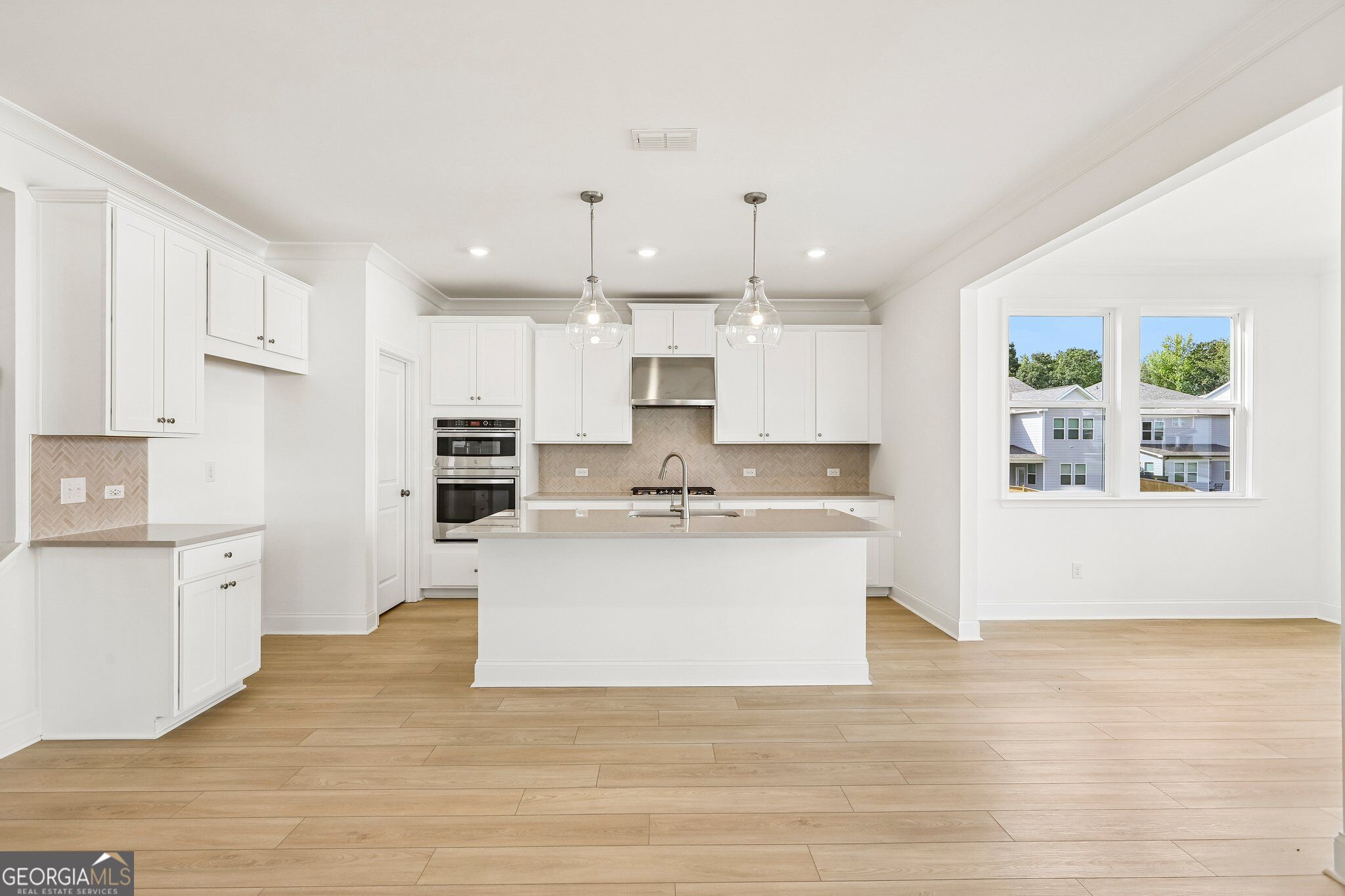 133 Sheryl Way Property Photo 6