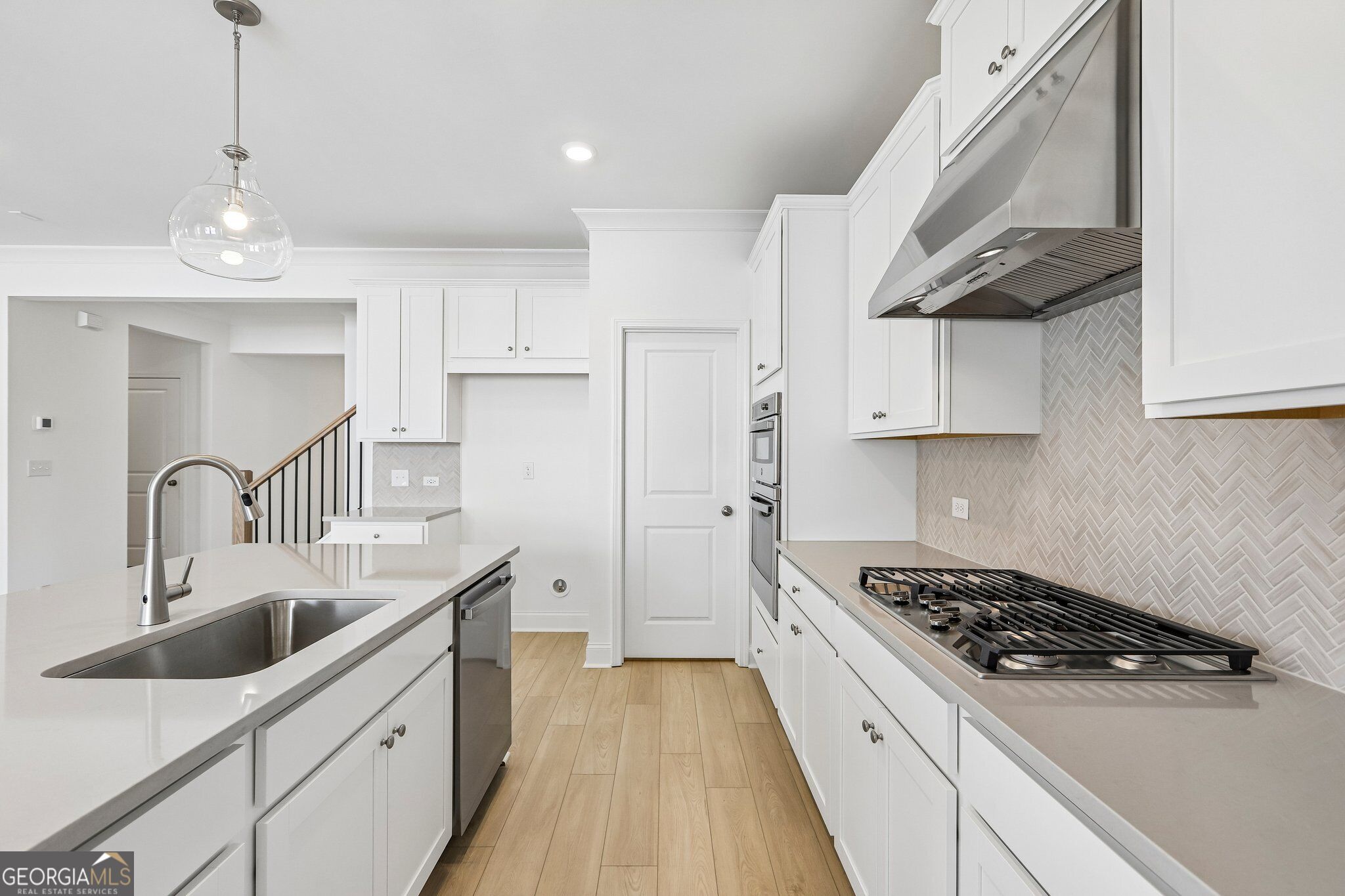 133 Sheryl Way Property Photo 8
