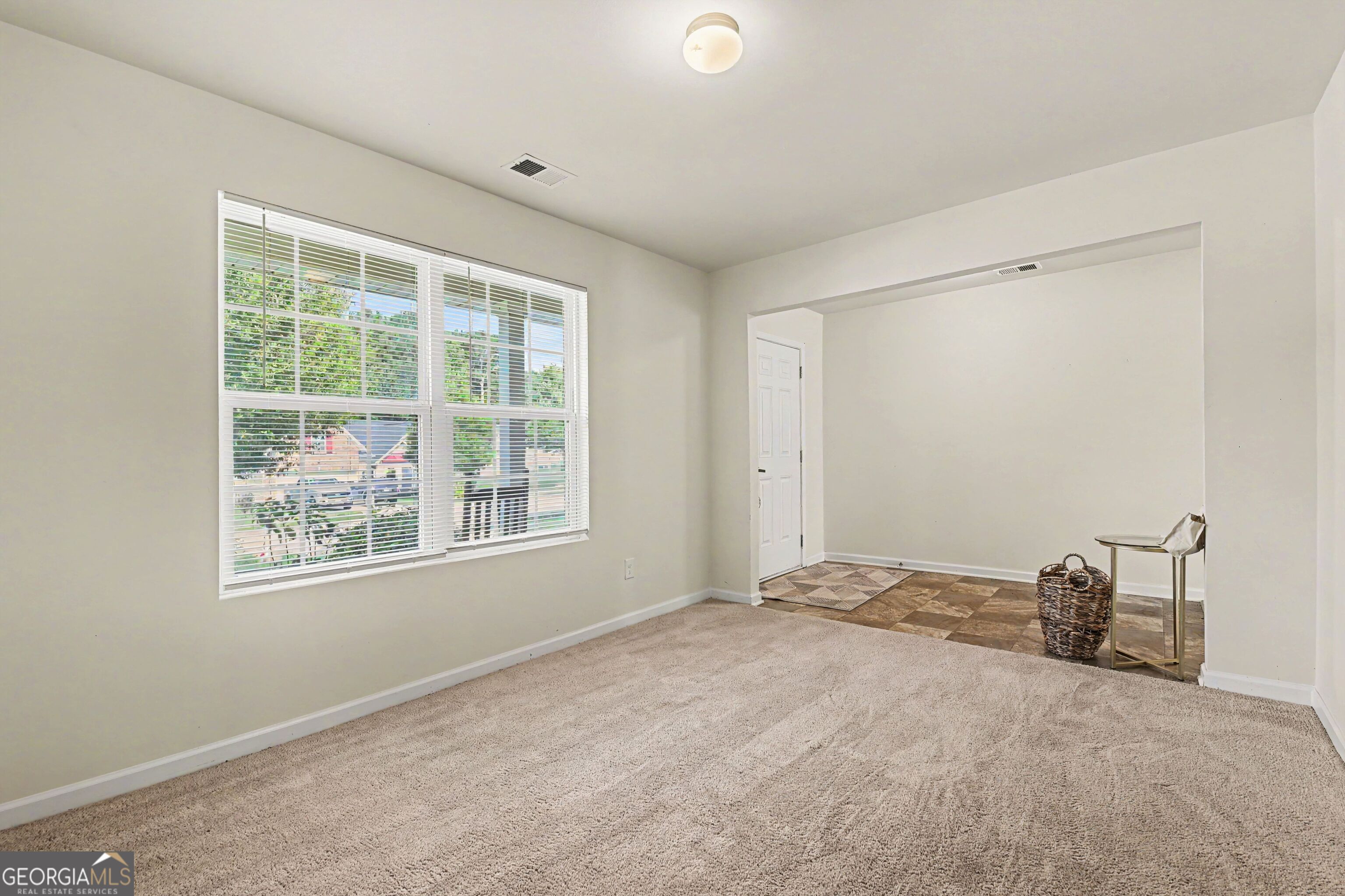 2072 Cedar Walk Drive Property Photo 17
