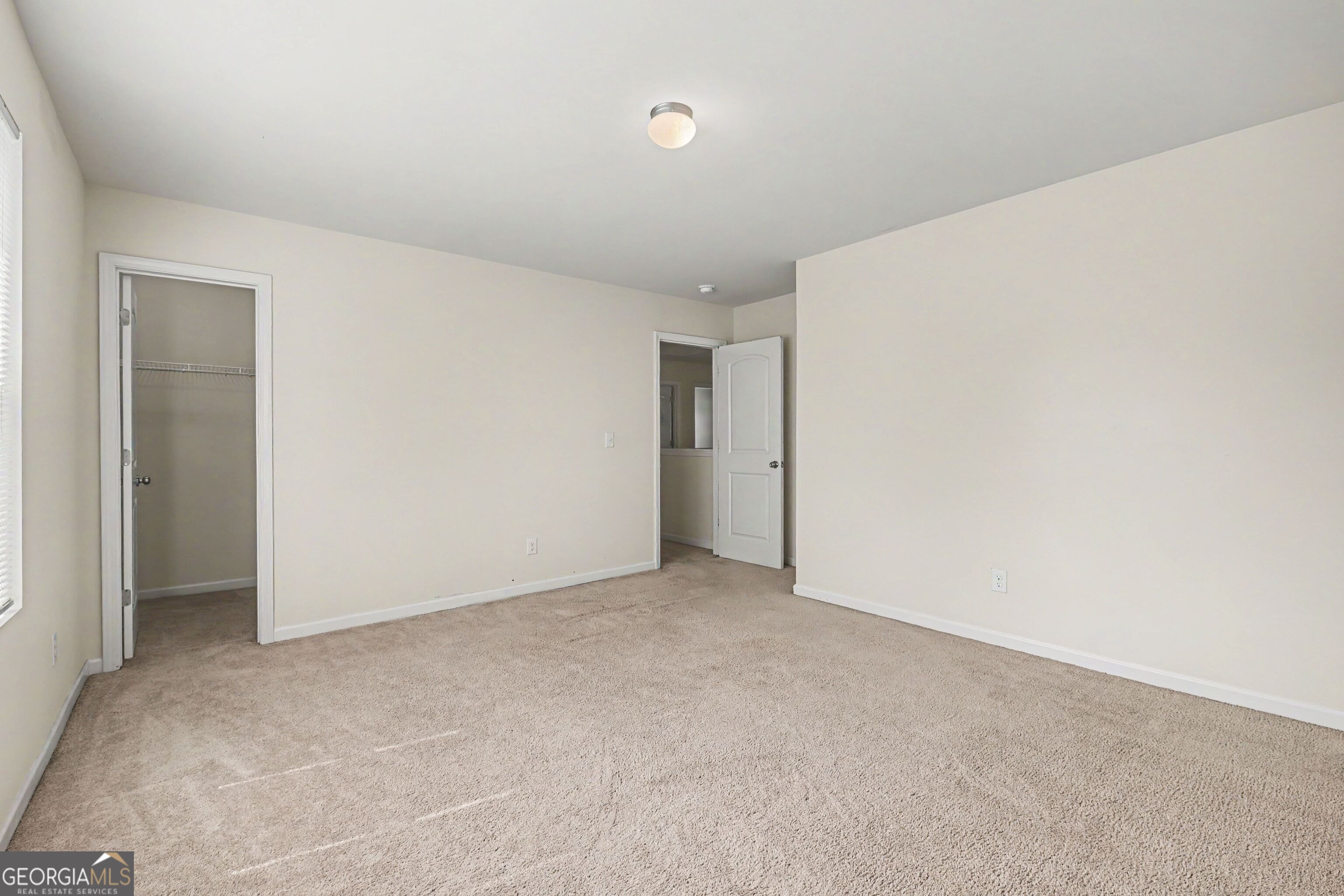 2072 Cedar Walk Drive Property Photo 24