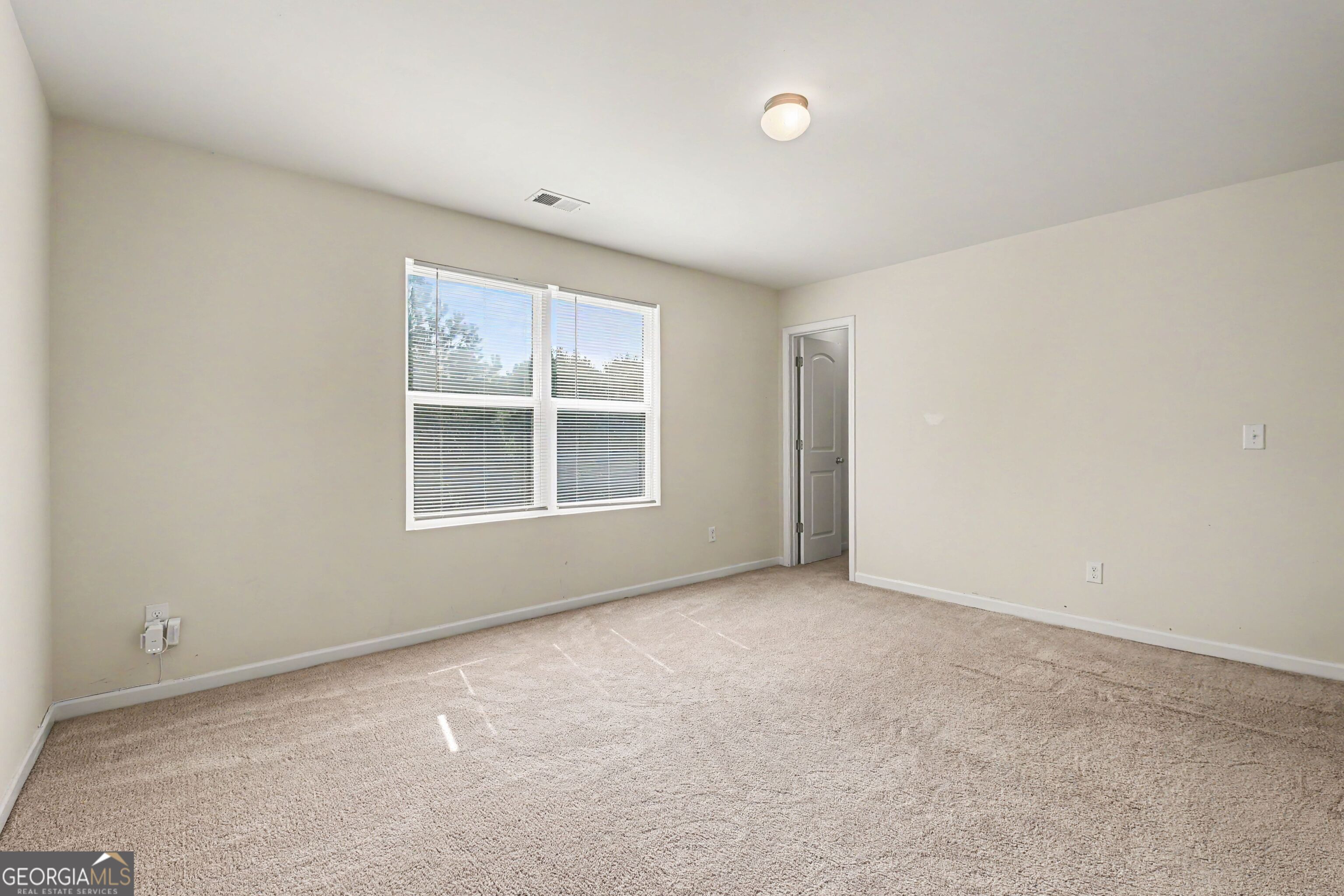 2072 Cedar Walk Drive Property Photo 25