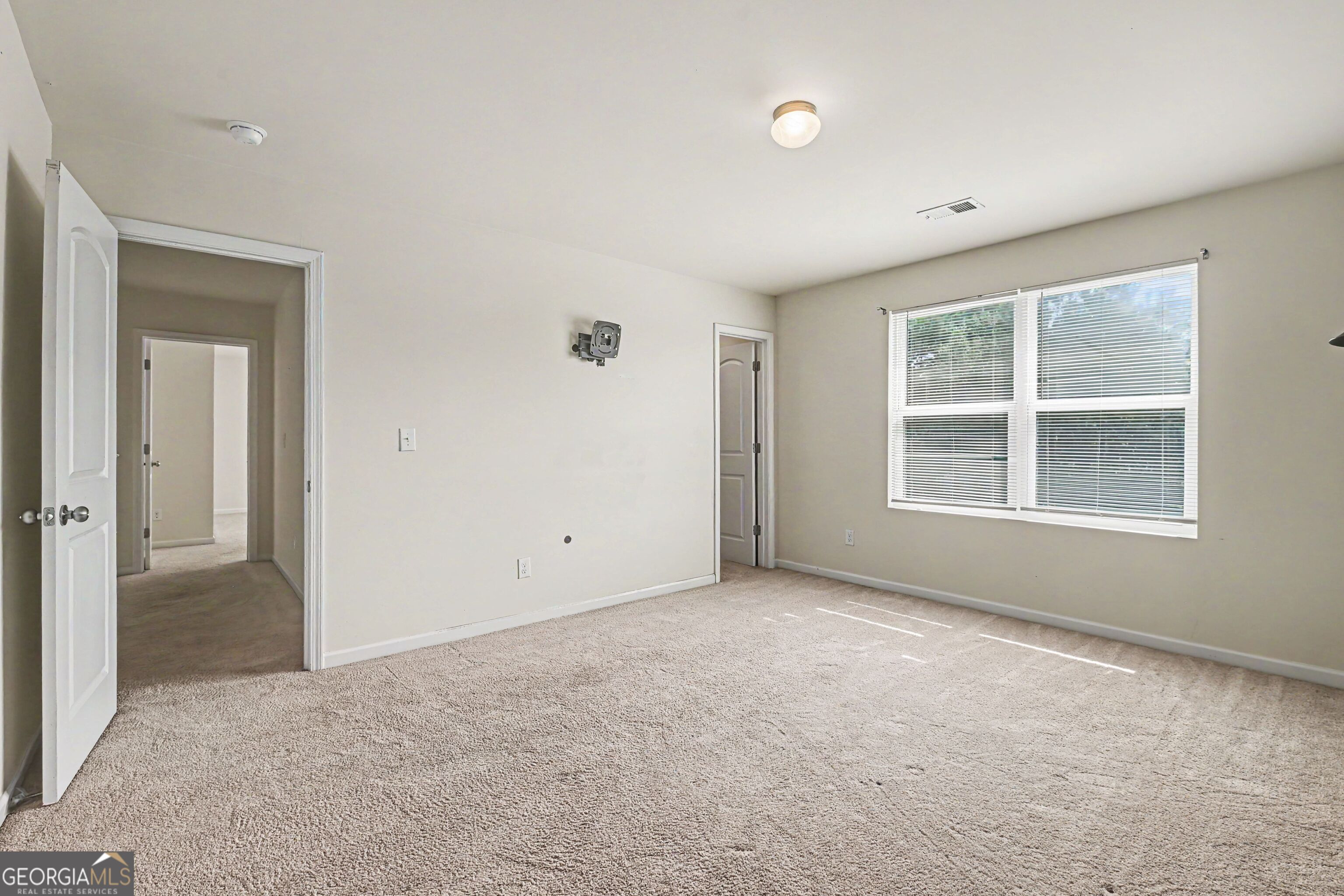 2072 Cedar Walk Drive Property Photo 29