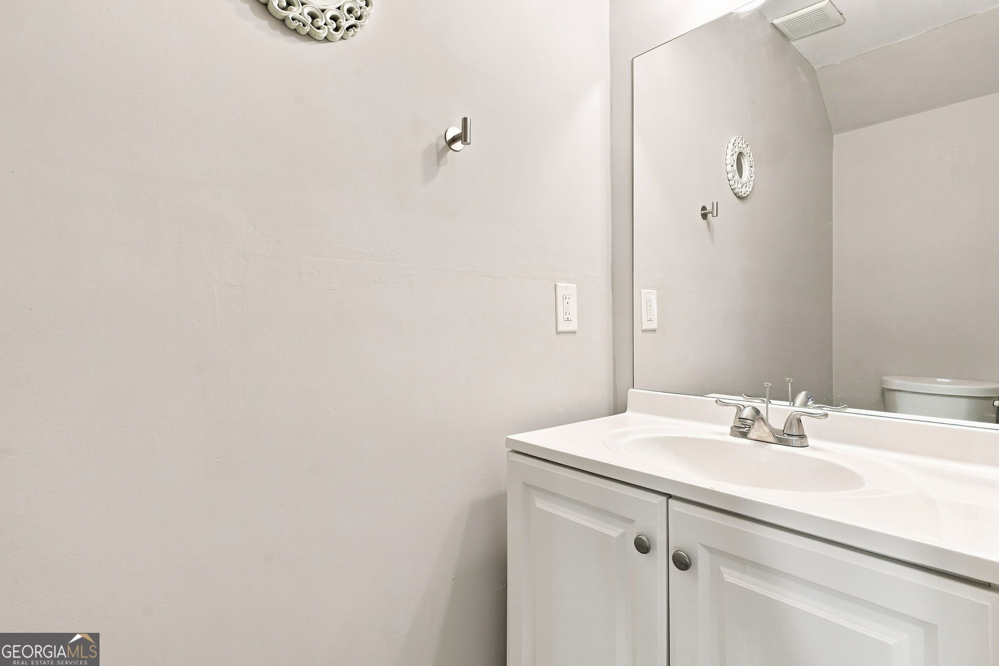 6422 Wedgeview Drive Property Photo 8