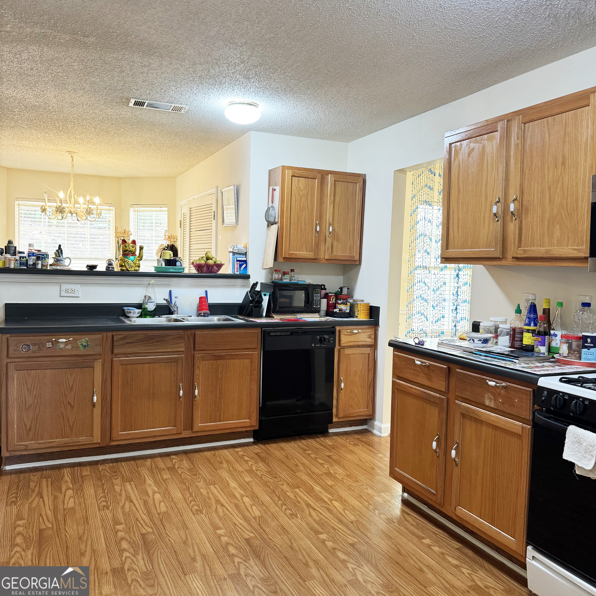 2465 Marsh Rabbit Bend Property Photo 8